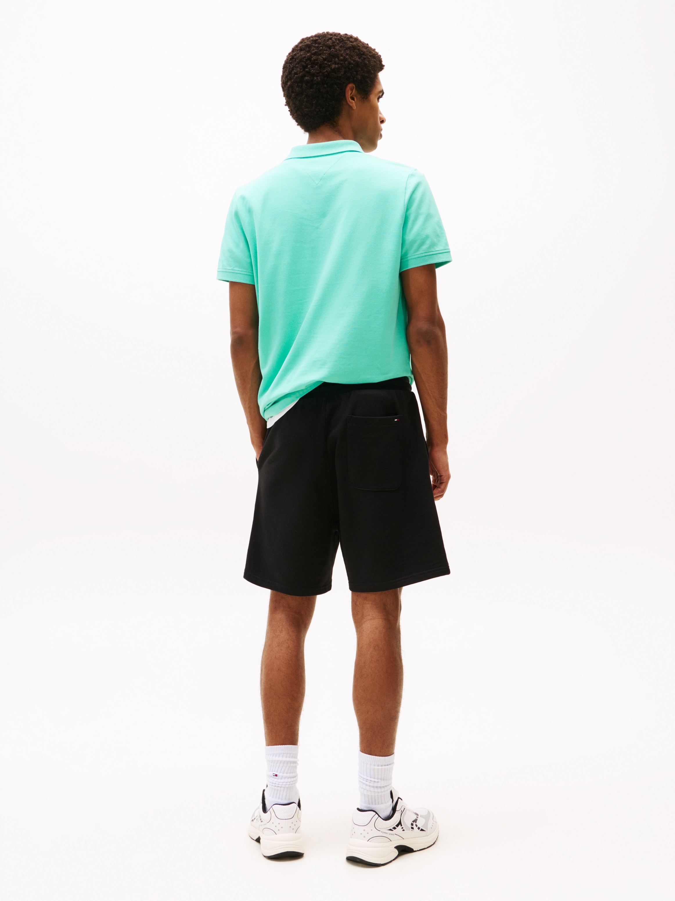Tommy Jeans Sweatshorts »TJM RLX STACK LOGO SWEATSHRT EXT«, Mit Kordelzug