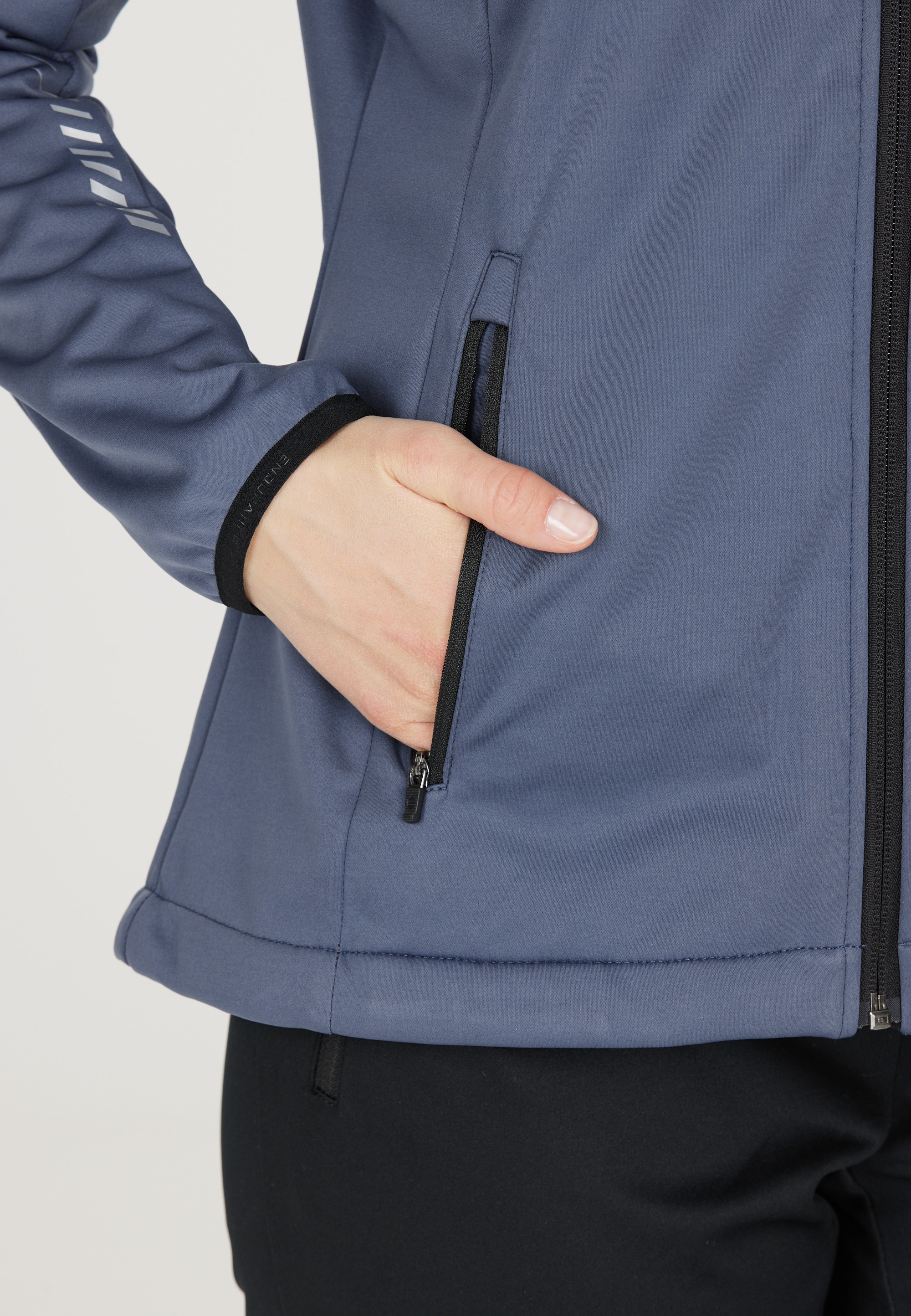 ENDURANCE Softshelljacke »Zora«, mit wasser- und winddichter Funktion