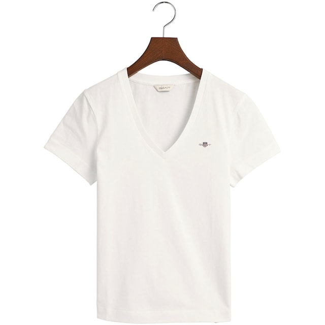 Gant T-Shirt »REG SHIELD KA V-NECK T-SHIRT«, mit einer kleinen Logostickerei  auf der Brust bestellen | BAUR