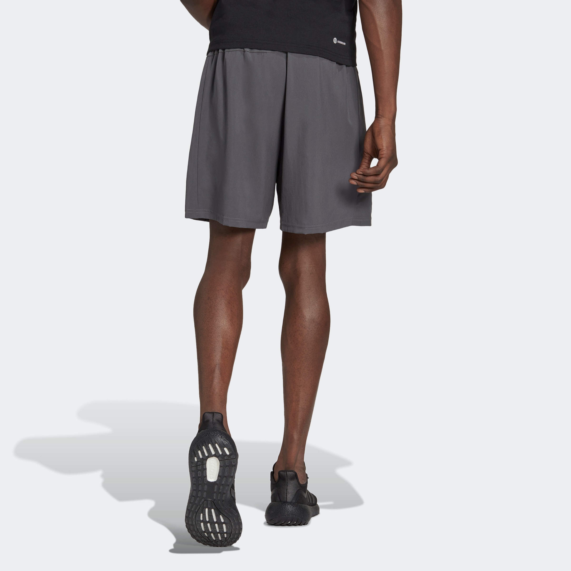 adidas Performance Shorts »TRAIN ESSENTIALS WOVEN TRAINING«, (1 tlg.)