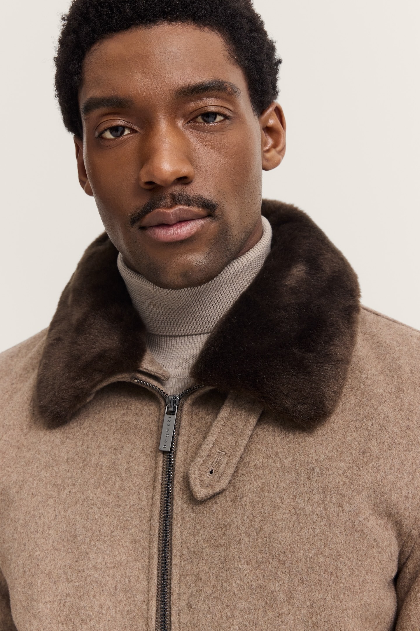 bugatti Wolljacke »Modern Fit«, mit abnehmbarem Kunstfellkragen