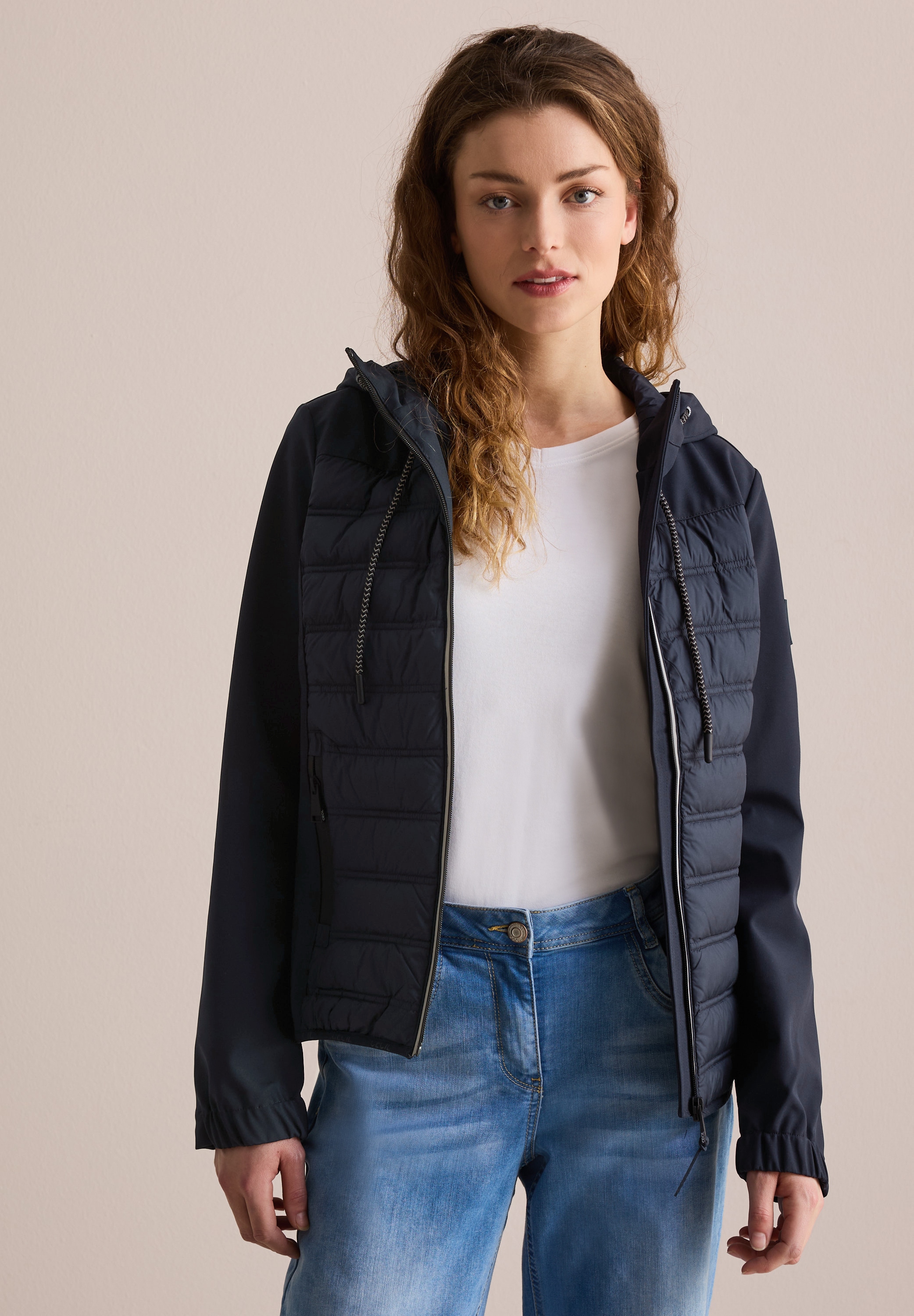 Cecil Steppjacke, mit Kapuze, mit Kapuze