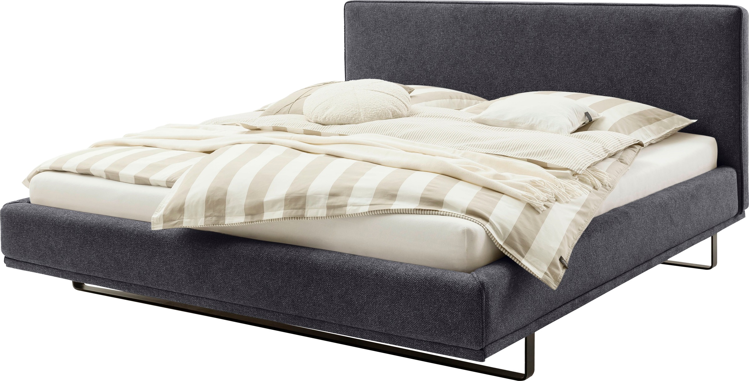 SCHÖNER WOHNEN-Kollektion Polsterbett "COMO in der Breite 180cm" mit schwarzen Metallkufen, erhältlich in verschiedenen Farben