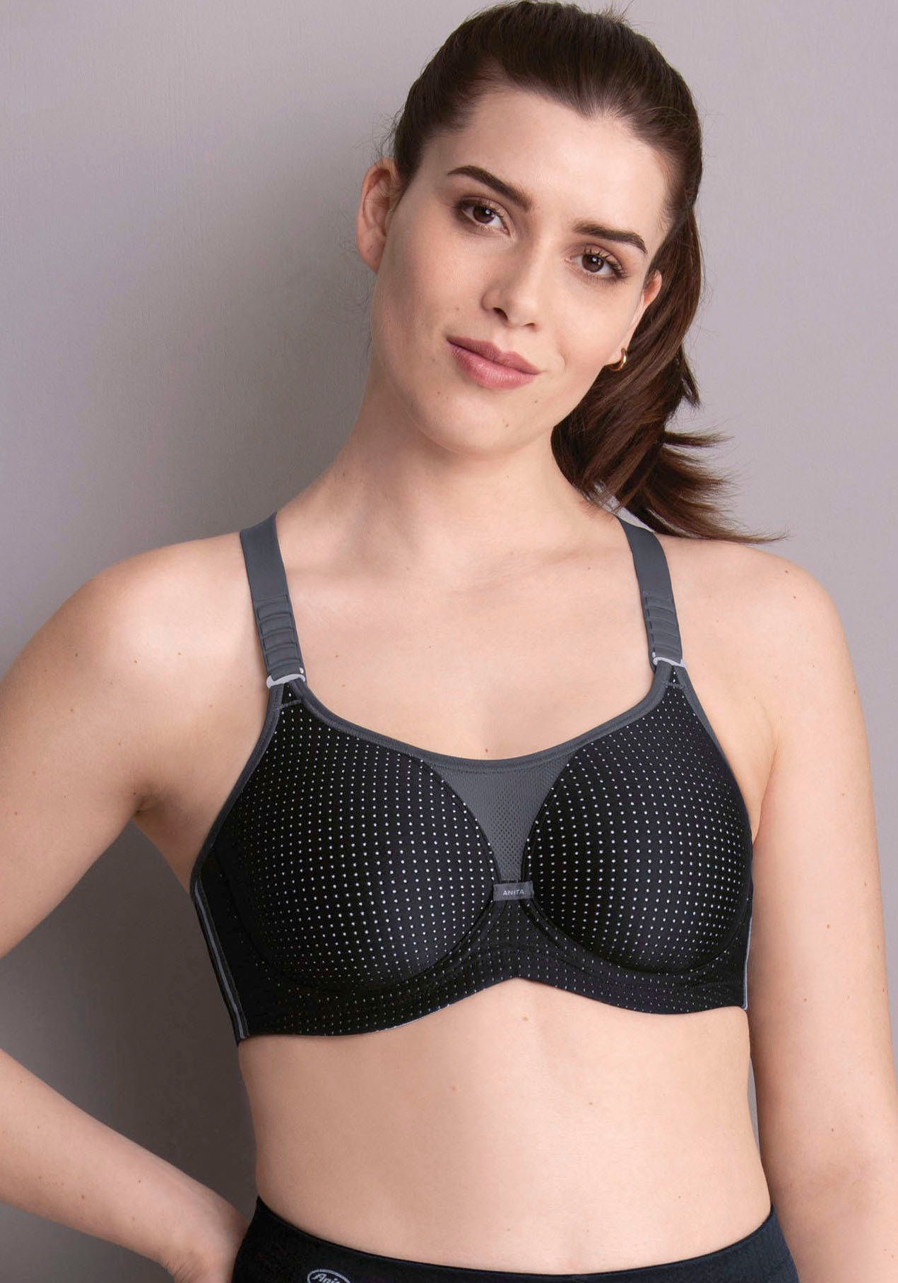 Anita Active Sport-Bh "performance WireX" Nahtlose Cups, Extrem Flache Nähte, 3/4 Bügel, Atmungsaktiv