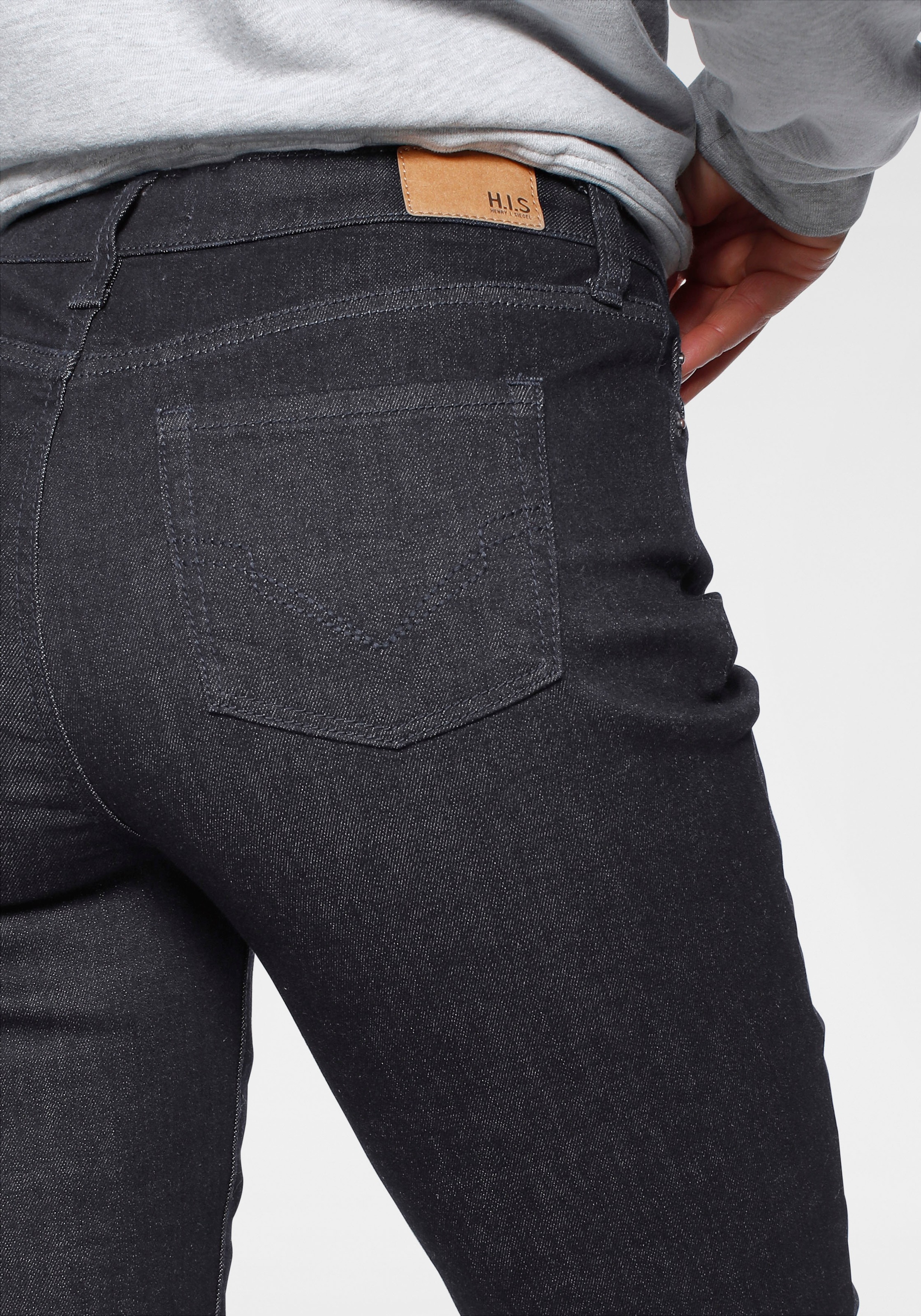 Slim-fit-Jeans wassersparende H.I.S durch WASH Ökologische, | »High-Waist«, kaufen OZON BAUR für Produktion