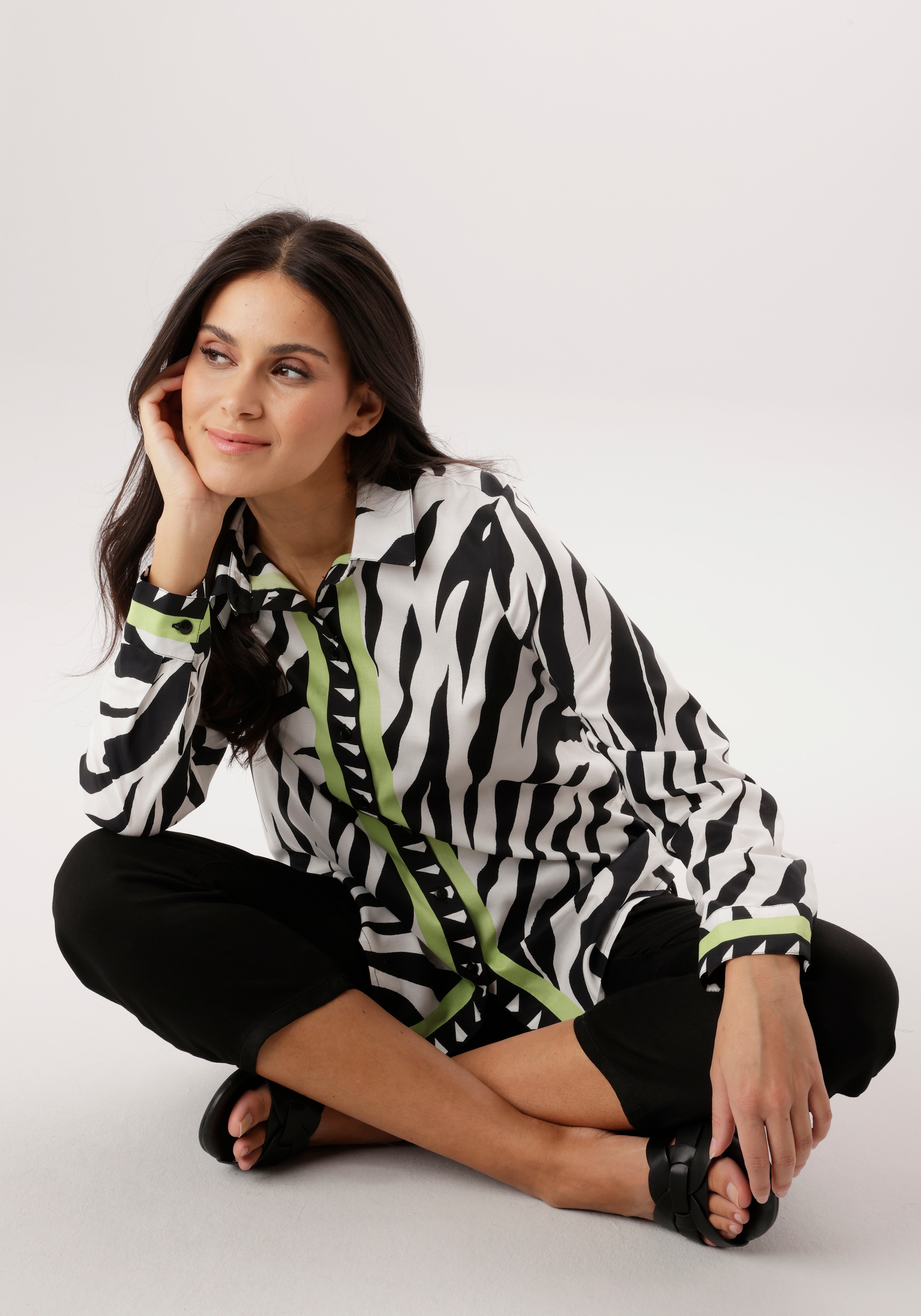 Aniston SELECTED Hemdbluse im Zebra-Look allover mit kontrastfarbigen Streifen - NEUE KOLLEKTION