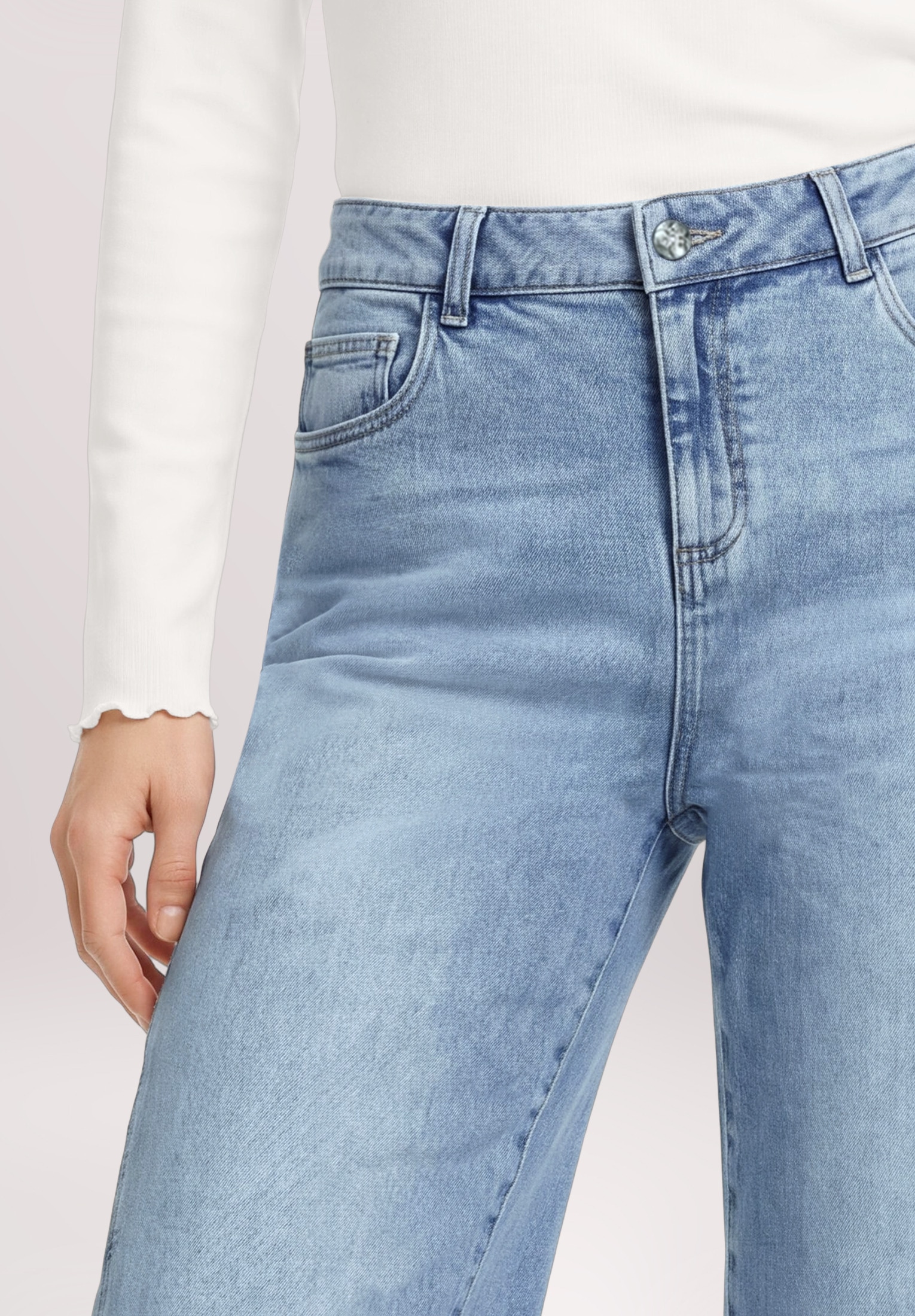 Cartoon Stretch-Jeans »Damen im Used-Look«