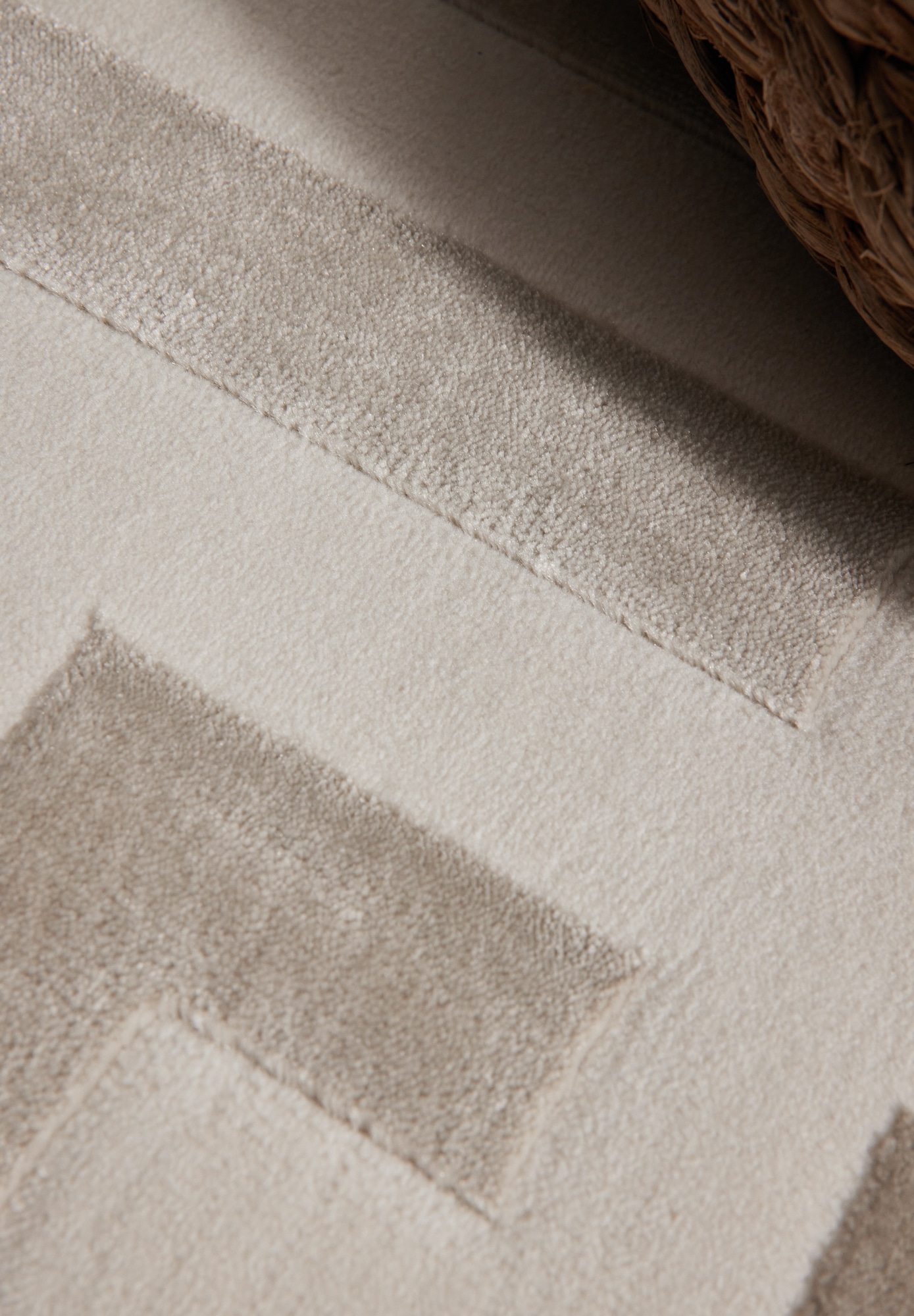 ELLE DECORATION Designteppich »Onyx«, rechteckig, 9 mm Höhe, Wohnzimmer, Schlafzimmer, Läufer, Hoch-Tief Effekt, Flur, Glanz