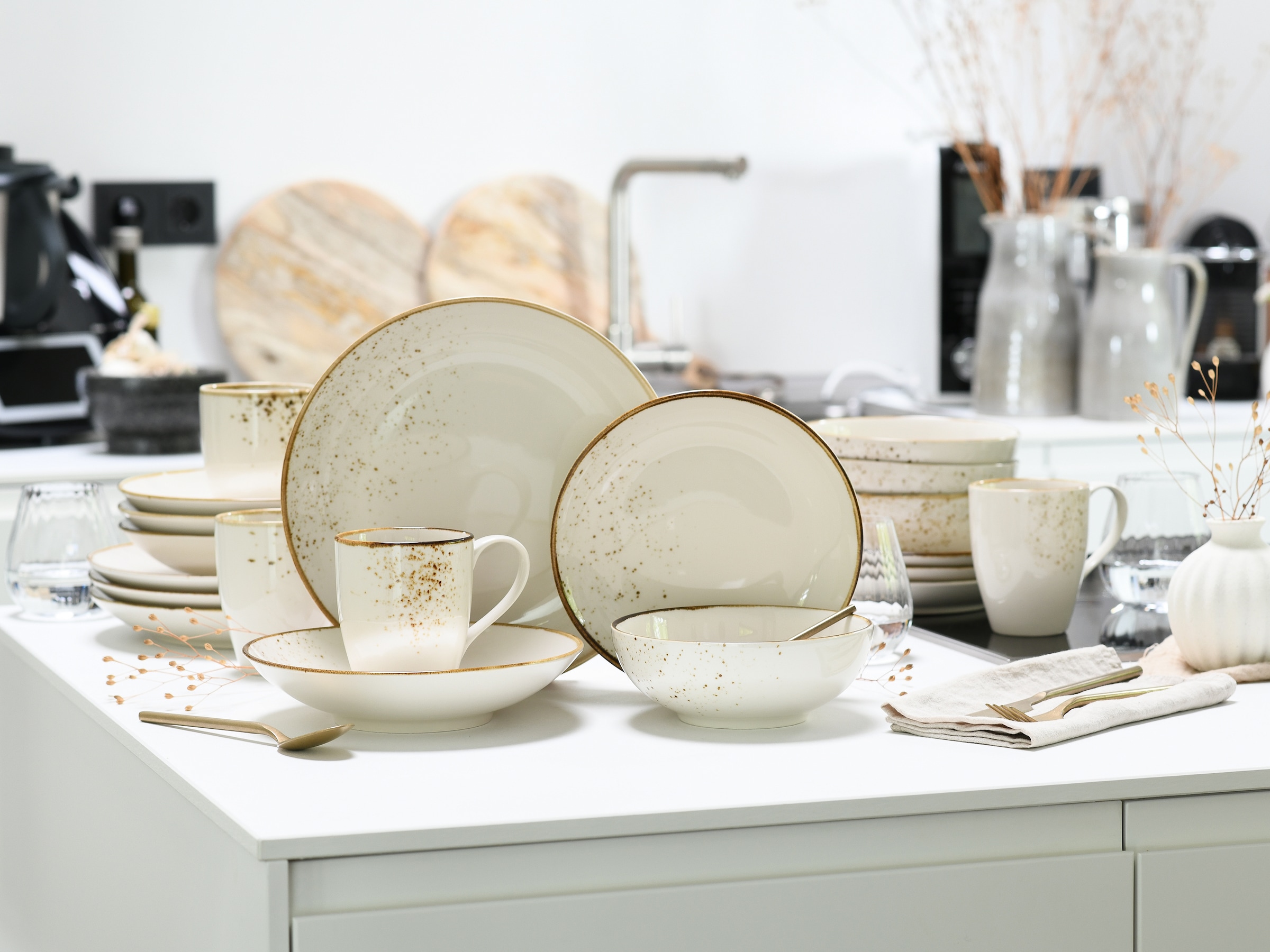 CreaTable Kombiservice »Nature Collection, Service, 20-tlg.« Handgemalte Sprenkel und Ränder, Reaktivglasur