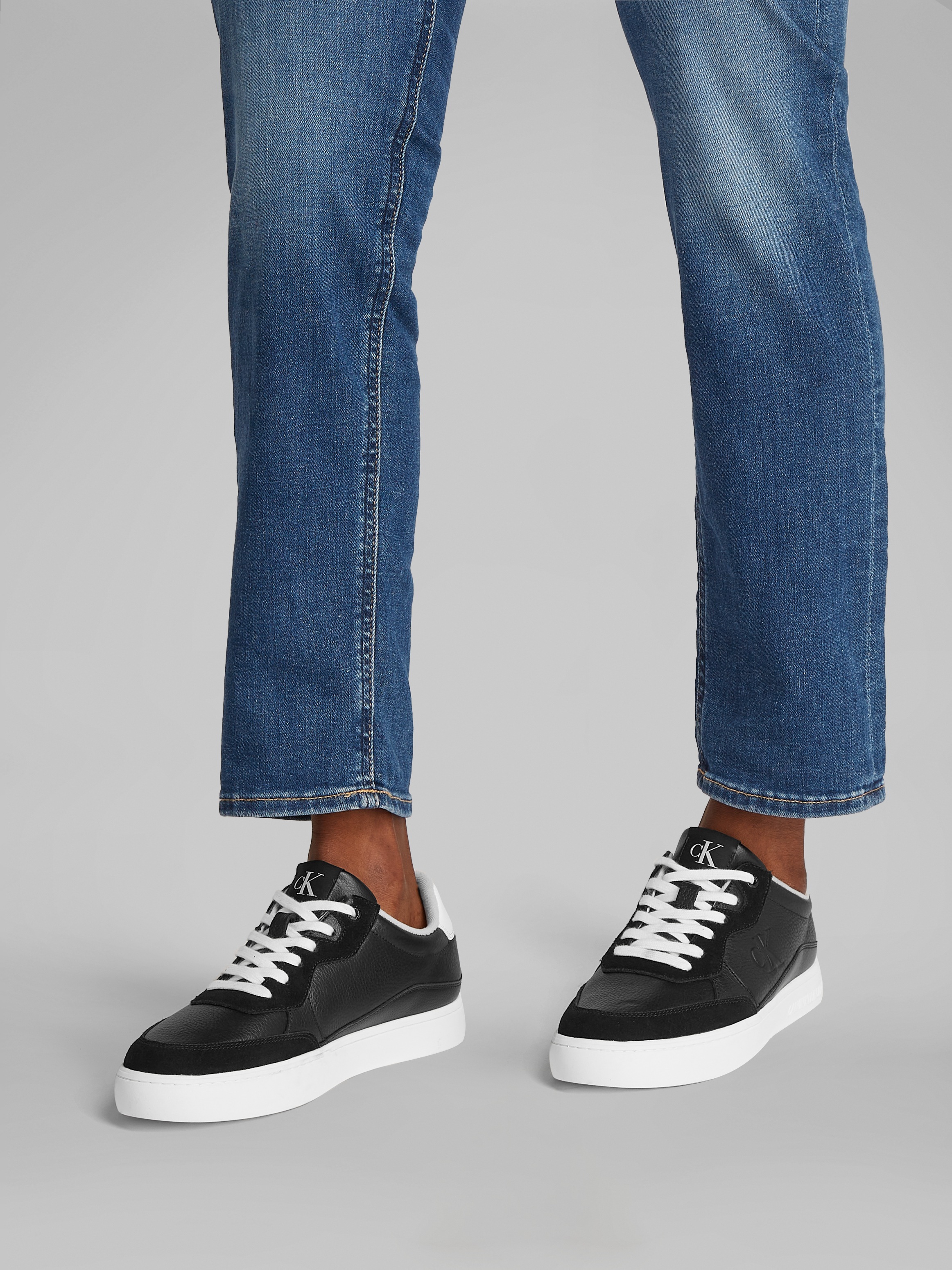Calvin Klein Jeans Plateausneaker »CLASSIC CUPSOLE MG WMM«, Freizeitschuh, Halbschuh, Schnürschuh mit seitlichem CK-Logo