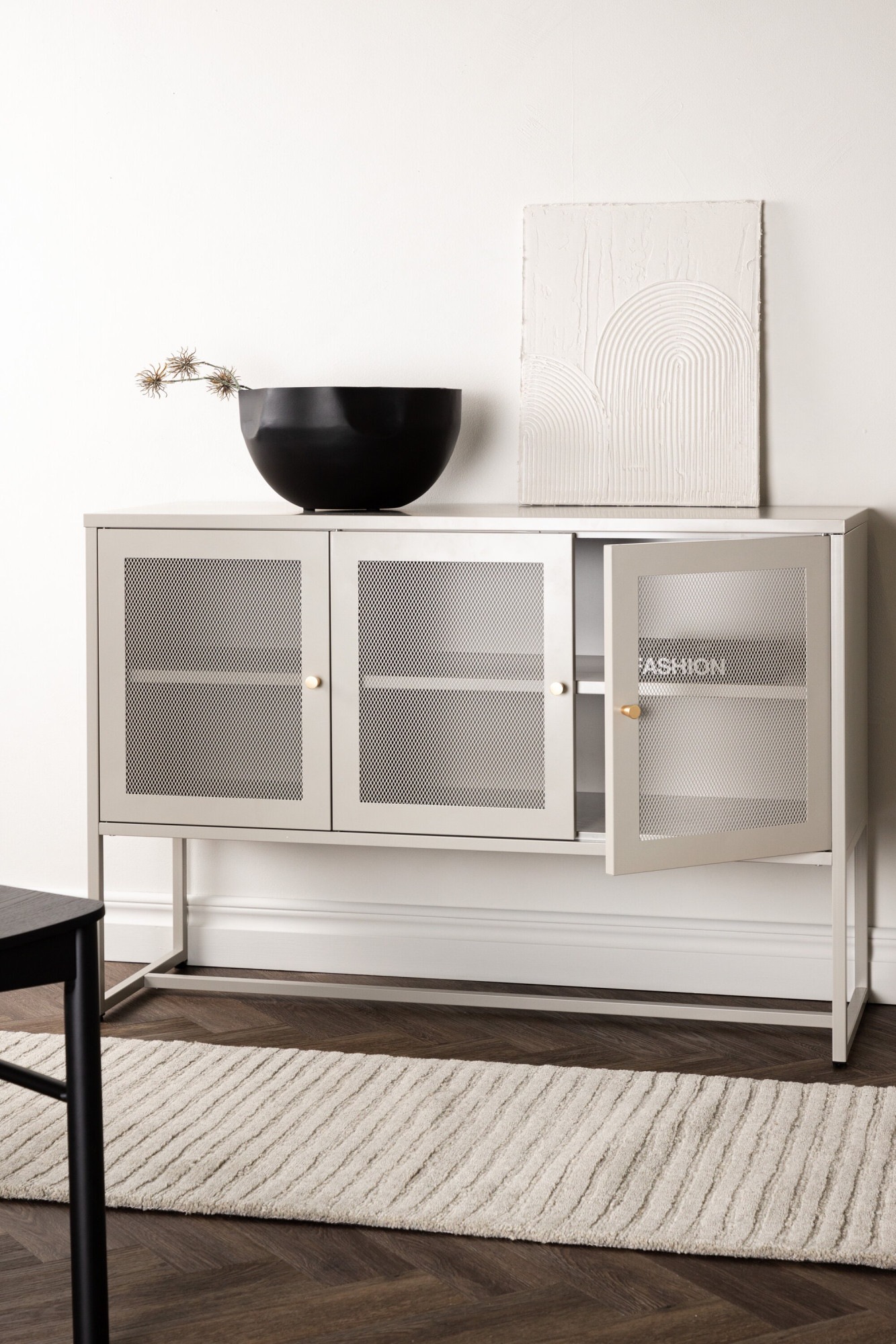 Venture Home Sideboard »Malla, Sideboard mit Gittertüren, Industrial, Breite 120 cm« Anrichte, Pulverbeschichtung, hohe Beine, 2 Einlegeböden, modern