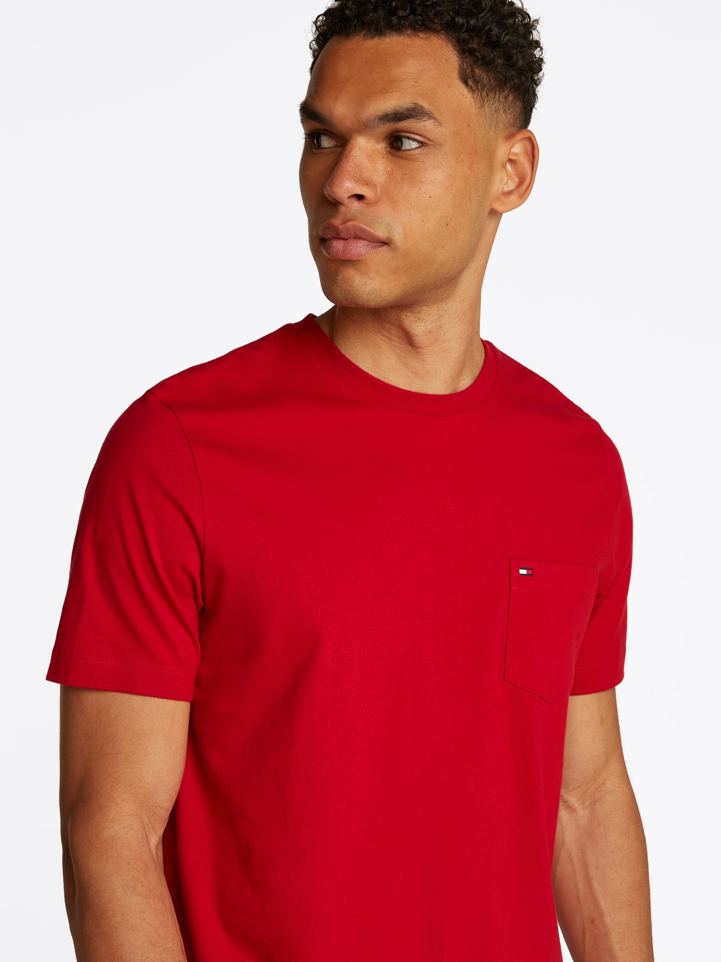 Tommy Hilfiger T-Shirt »ESSENTIAL SOLID POCKET TEE«
