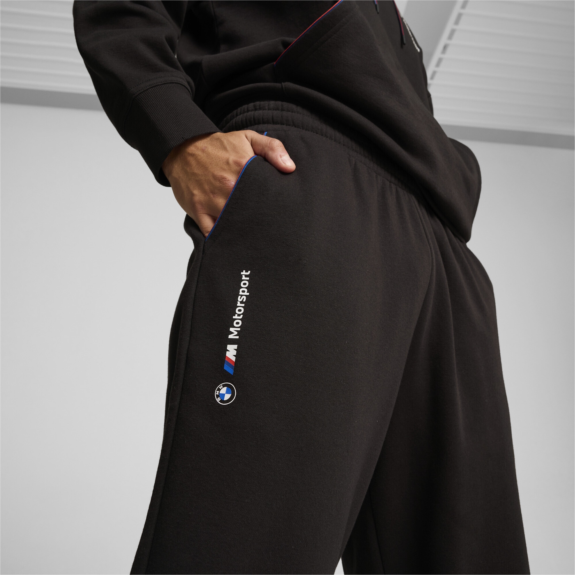 PUMA Sporthose »BMW M Motorsport ESS+ Fleece-Hose Herren«