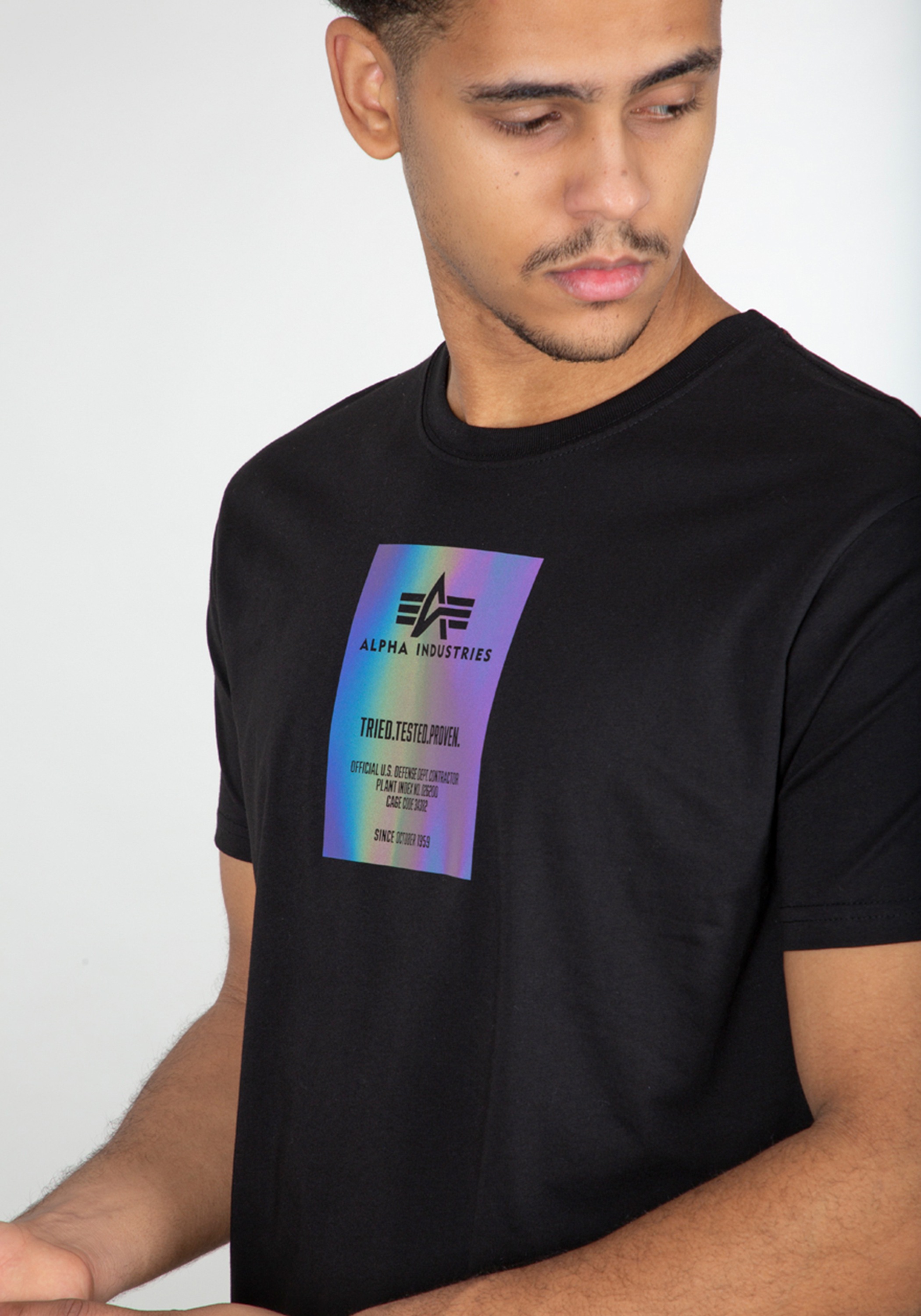 Alpha Industries T-Shirt "Rainbow Reflective Label T-Shirt" günstig online kaufen