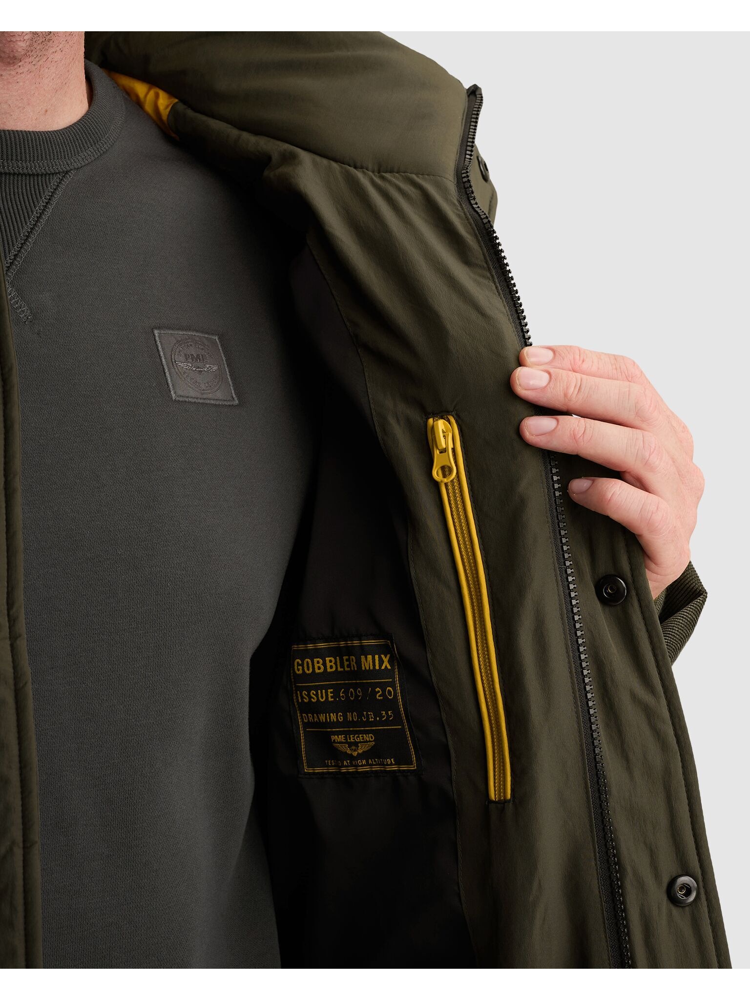 PME LEGEND Winterjacke »GOBBLER Mix fabrics« ohne Kapuze wasserabweisender Materialmix sorgt für zusätzliche Struktur
