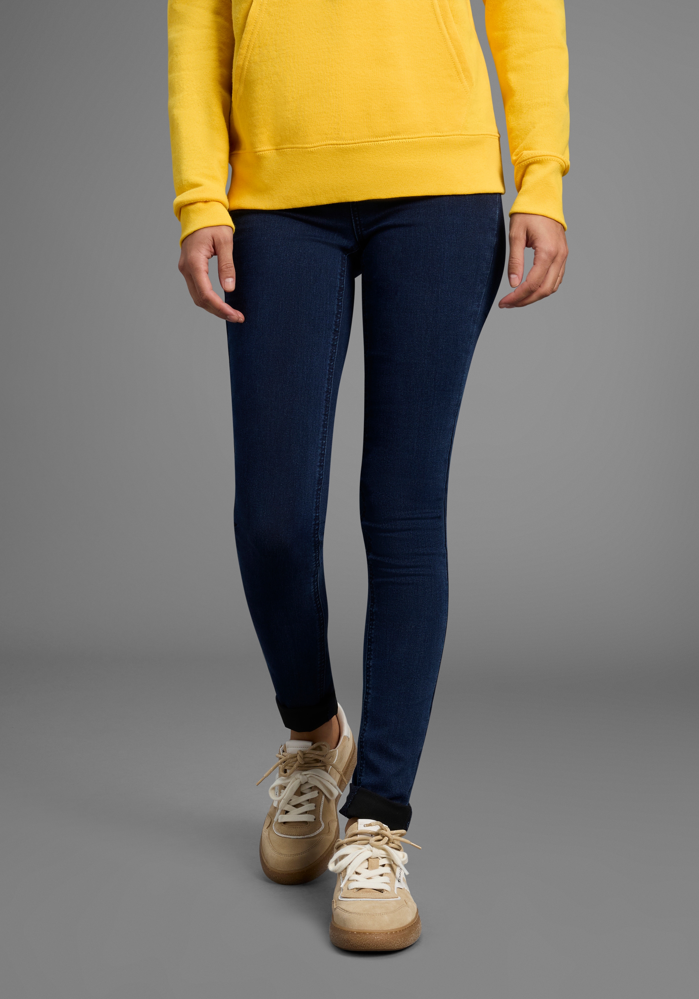 Arizona Skinny-fit-Jeans "Ultra Stretch", skinny-fit, betonte Taille, shapi günstig online kaufen
