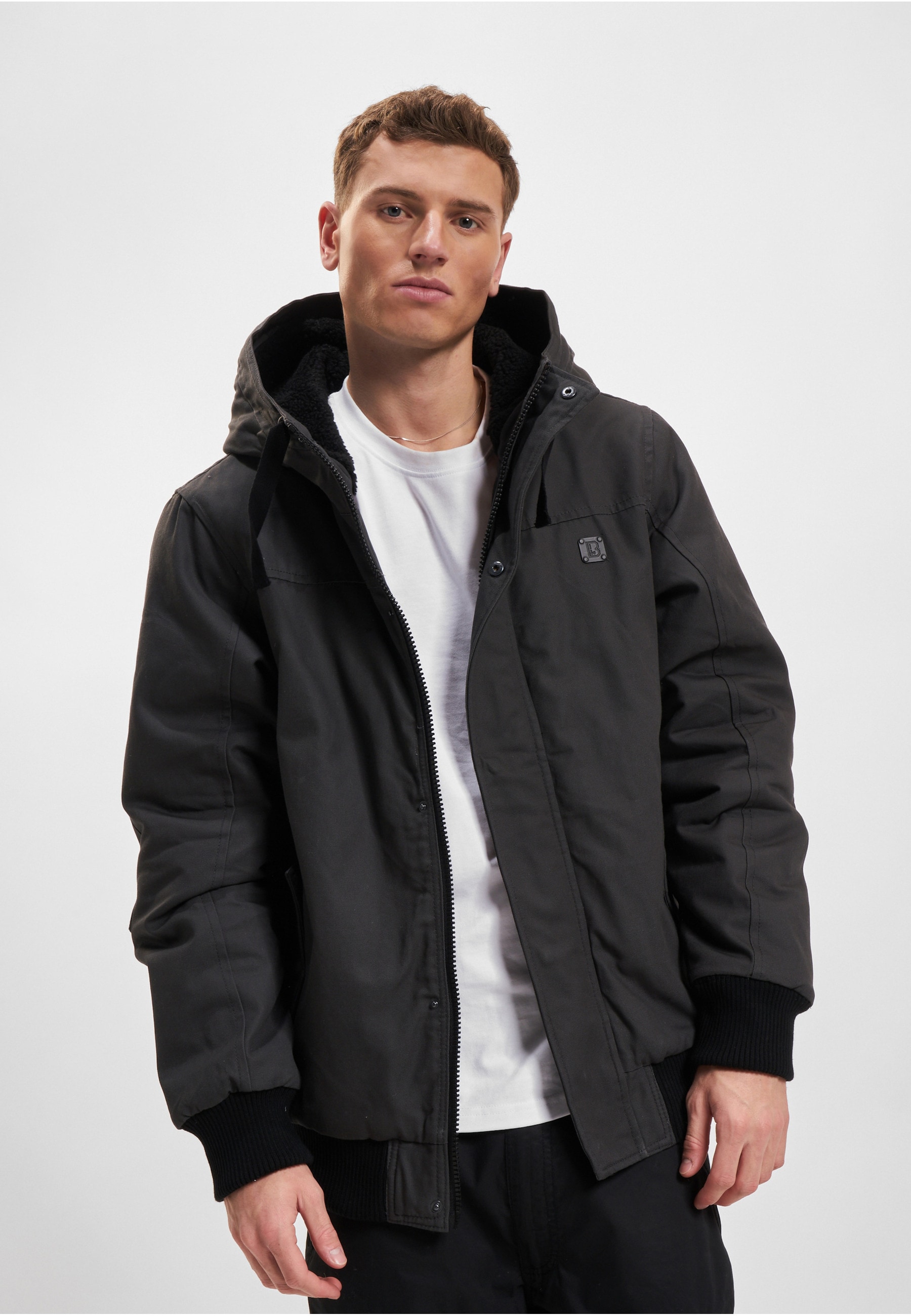 Brandit Winterjacke »Brandit Brandit Bronco Winterjacke« 1 Stk. tlg. mit Kapuze