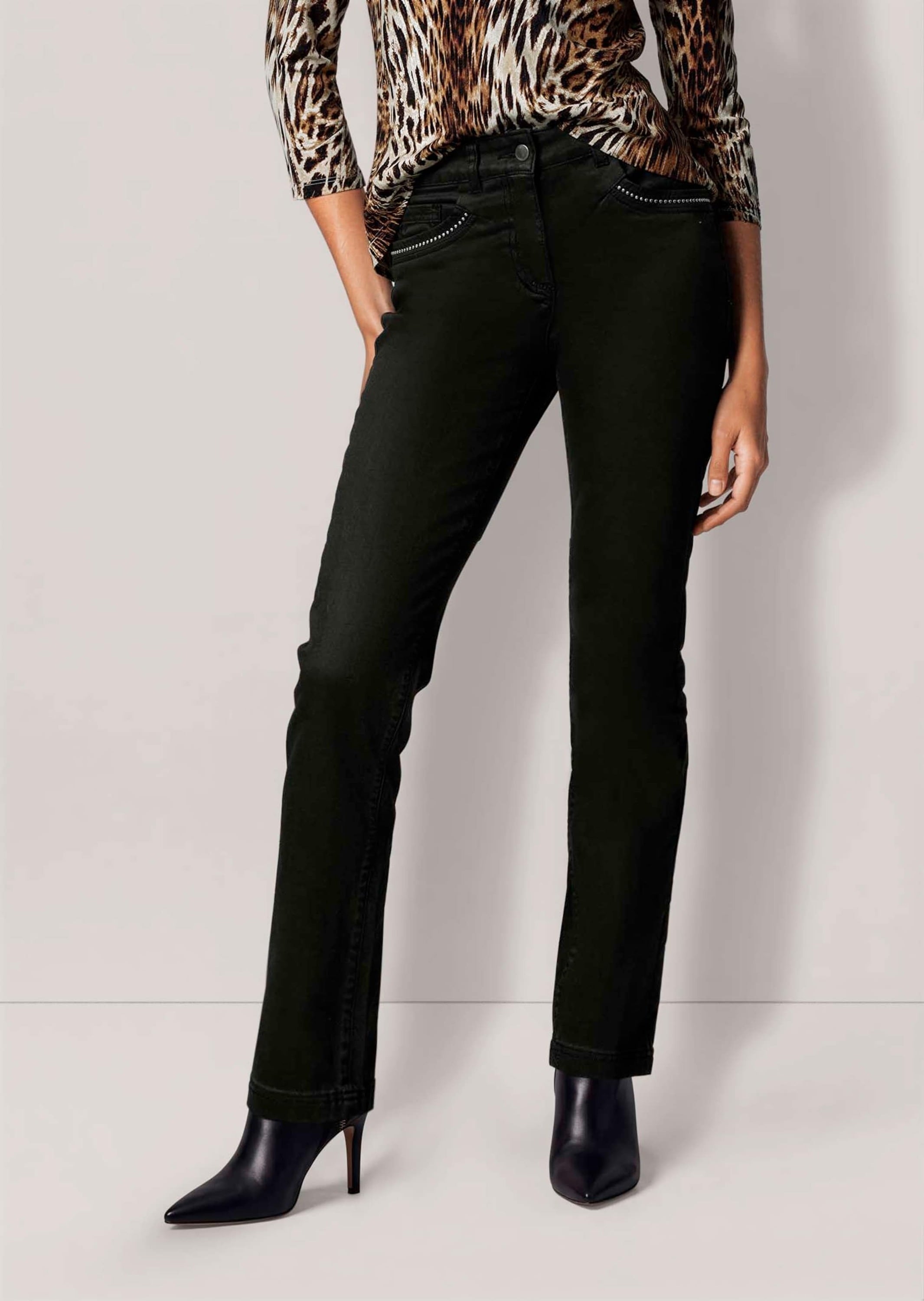 MADELEINE Regular-fit-Jeans »Jeans Beschichtete Slim-Jeans mit Nieten«