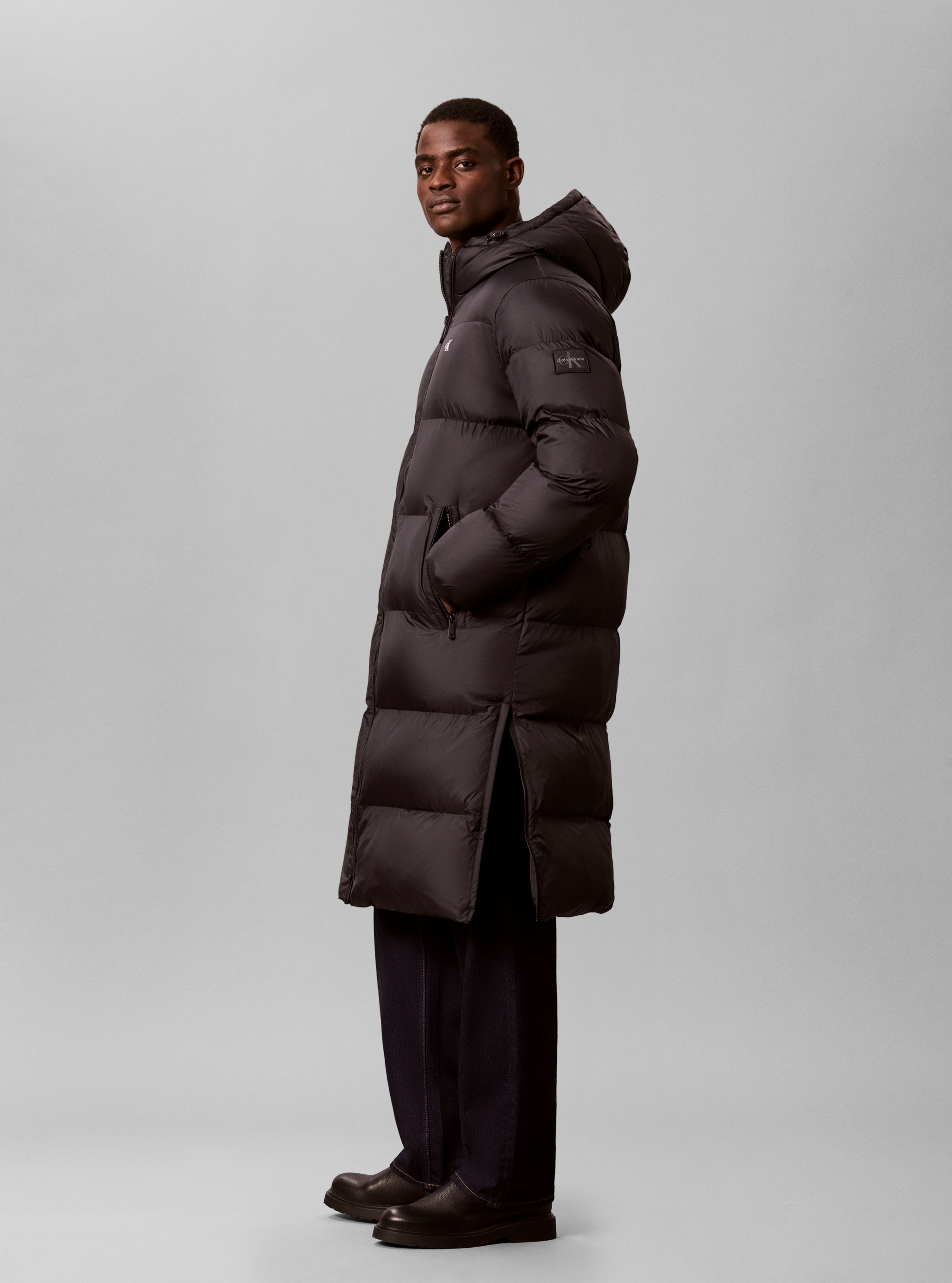 Calvin Klein Jeans Steppmantel »LONG LENGTH HOODED NYLON« Regular fit mit Eingrifftaschen