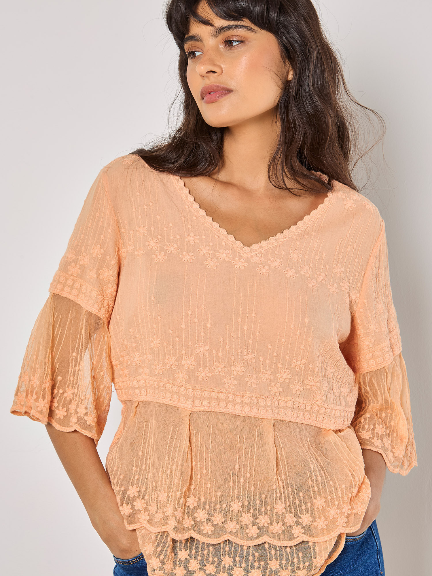 Apricot Blusentop "Embroidered Cotton Mesh Top" 1 mit Stickerei