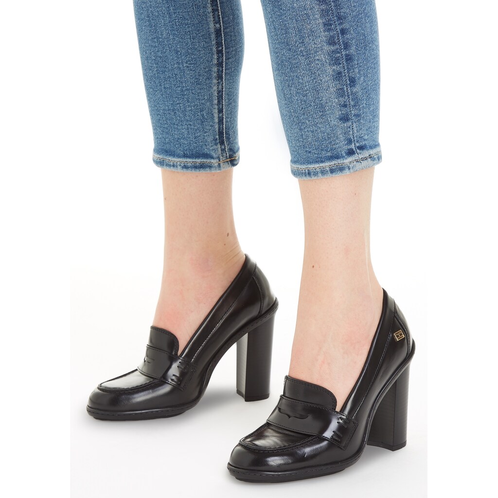 Tommy Hilfiger High-Heel-Pumps »TOMMY ESSENTIAL LOAFER PUMP«, mit modischem Zierriegel