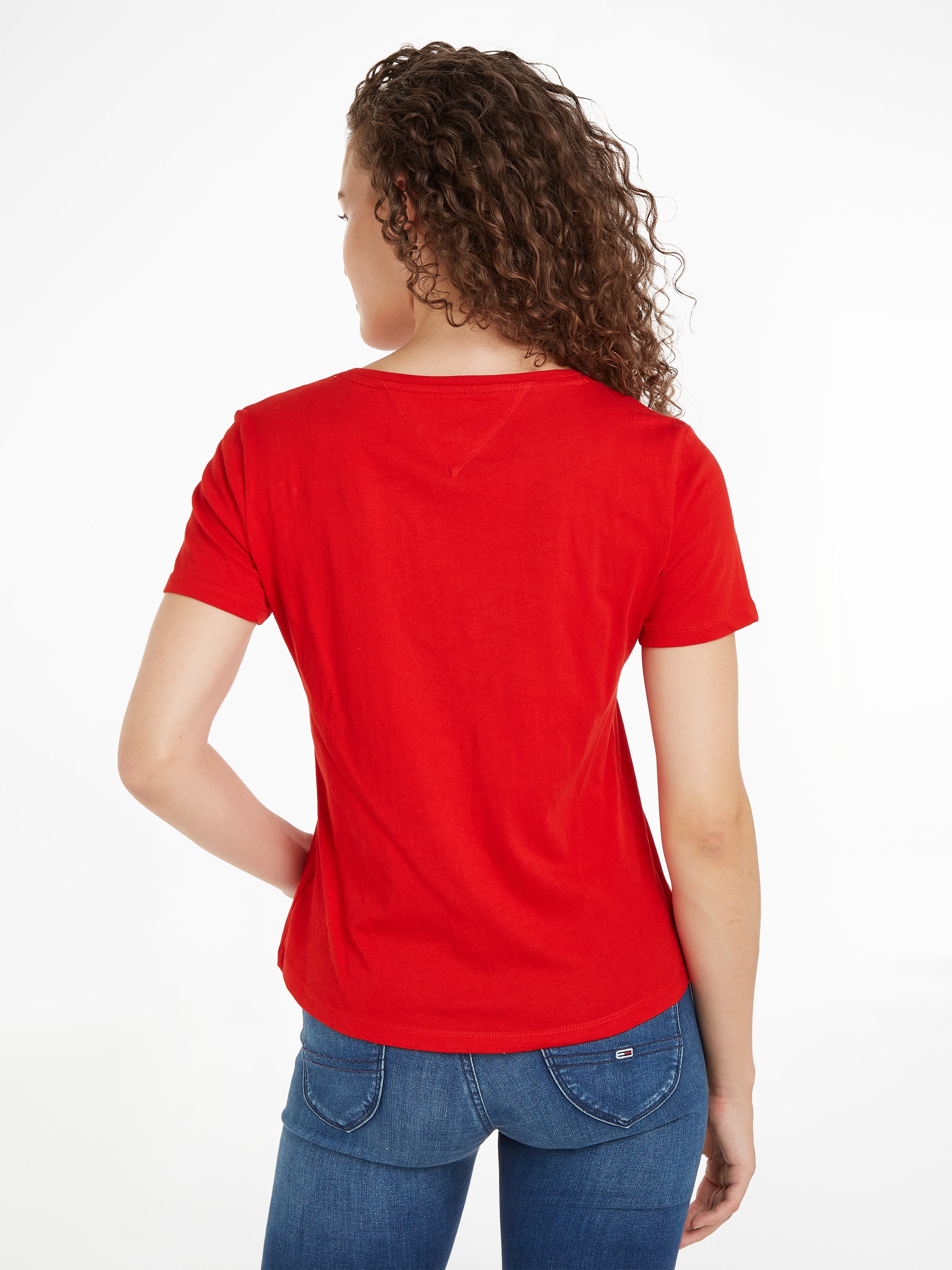 Tommy Jeans V-Shirt, Brust für Logo-Flag der auf BAUR Jeans | bestellen mit Tommy