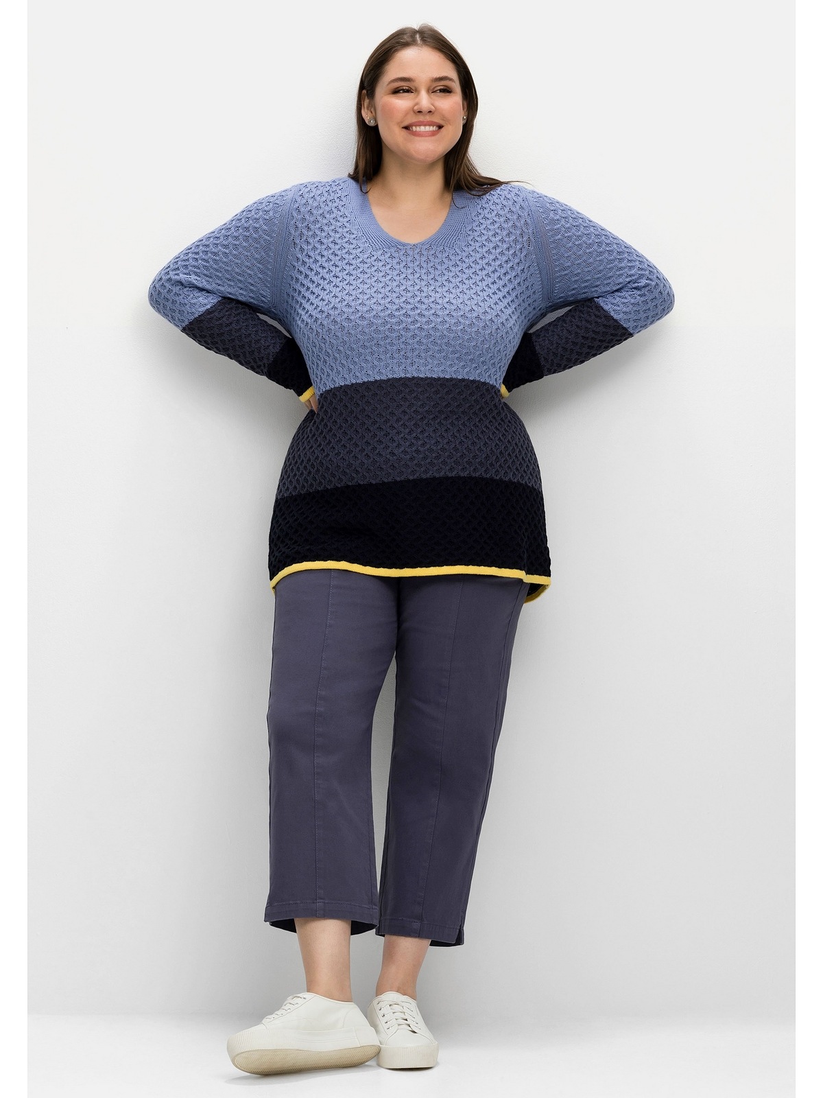 Sheego V-Ausschnitt-Pullover »Große Größen«, im Wabenstrickmuster, mit Blockstreifen
