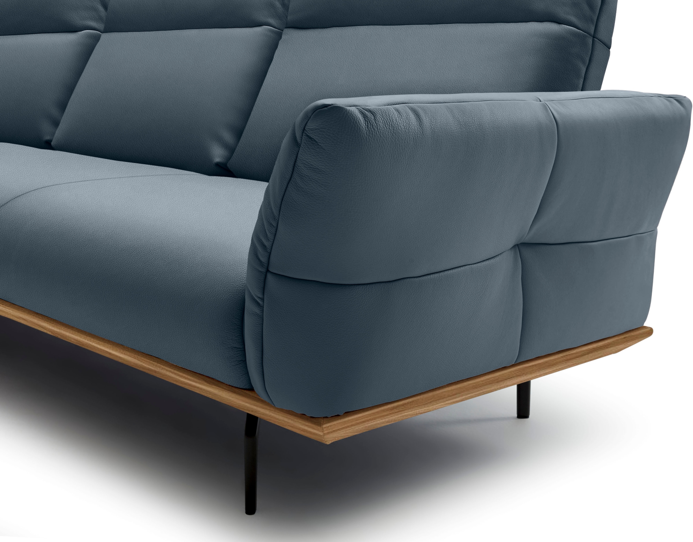 Creation BY ROLF BENZ Ecksofa »CR.460«, Sockel in Nussbaum, Winkelfüße in Umbragrau, Breite 318 cm