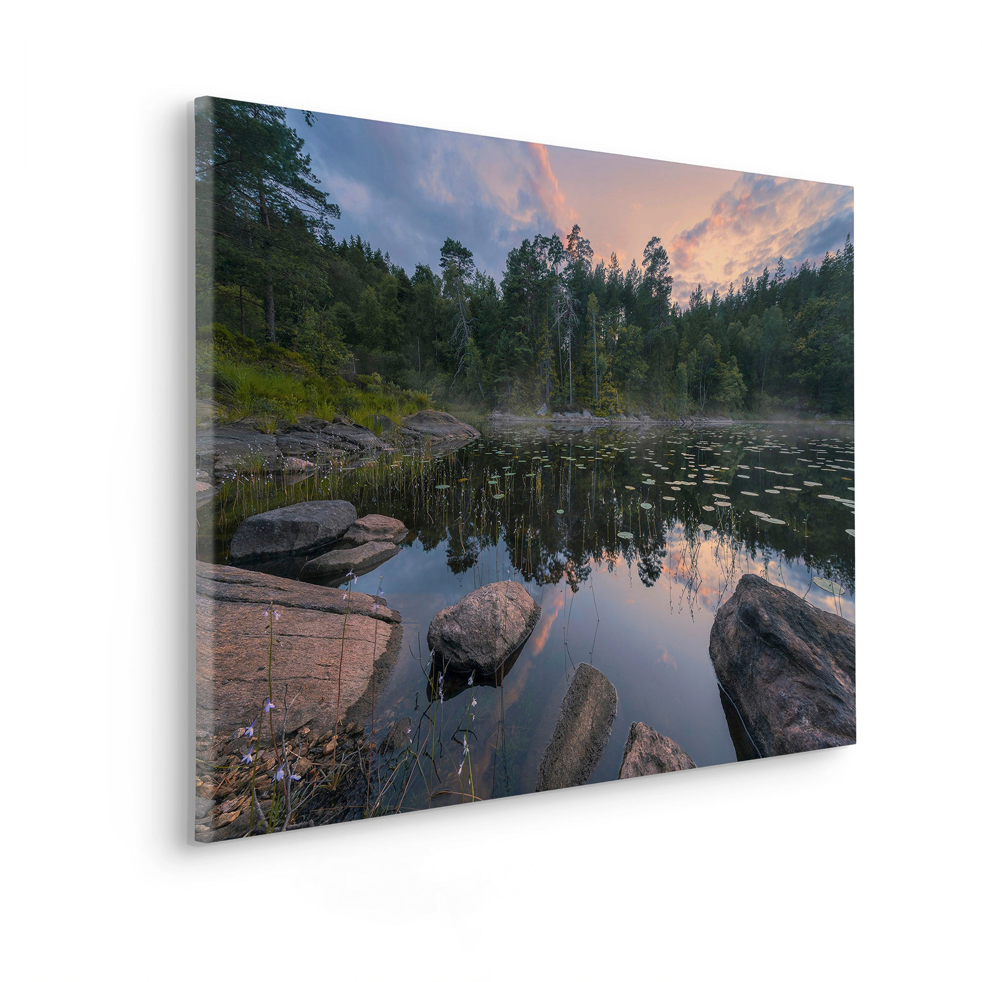 Komar Leinwandbild »Mystic Shores - Größe 90 x 60 cm«, Baum-Blätter-Natur-Berge-Blumen-Foto-Jahreszeiten-Landschaft-Meer-Strand-Palmen, (Packung, 1 St.), Keilrahmenbild mi Echtholzrahmen