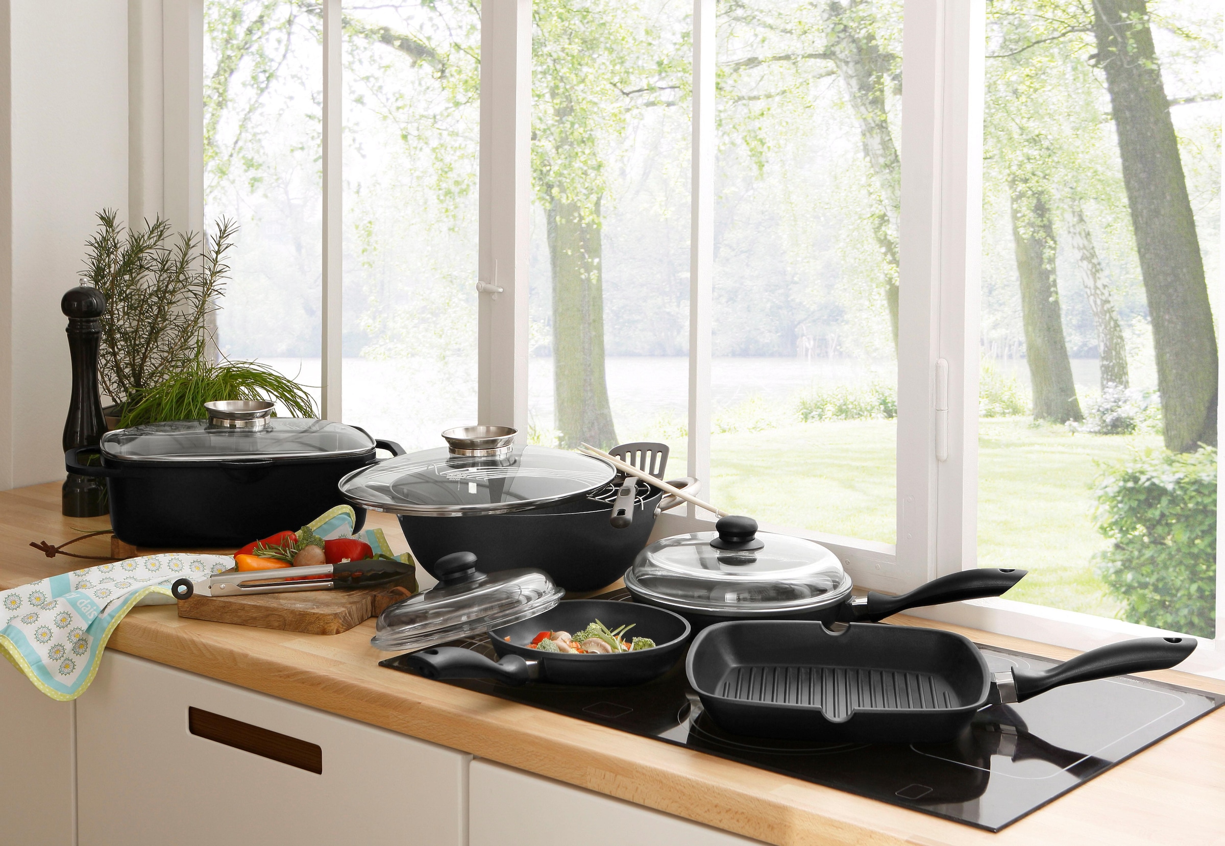 GSW Topf-Set »Gourmet«, Aluminiumguss, (Set, 8 tlg., 3-tlg. Pfannen-Set, 2 Glasdeckel, 1 Bräter, 1 Wok, 1 Küchenzange), Induktion