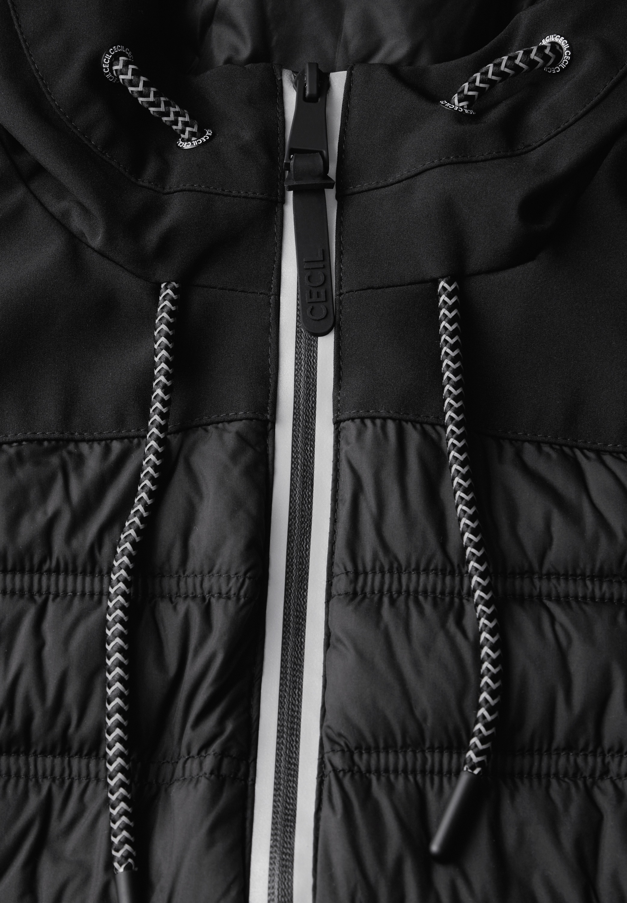 Cecil Steppjacke, mit Kapuze, mit Kapuze