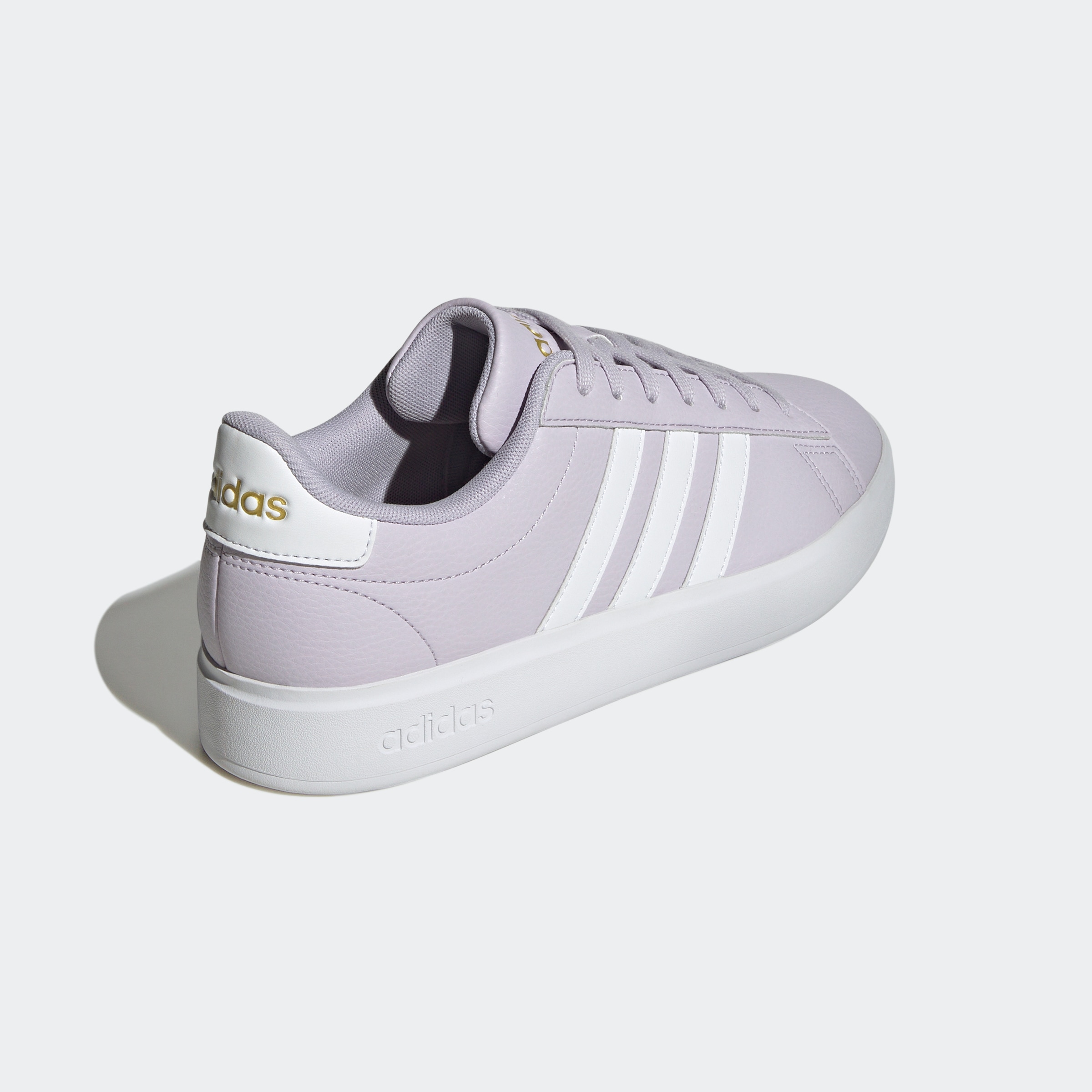 adidas Sportswear Sneaker »GRAND COURT CLOUDFOAM LIFESTYLE COURT COMFORT«, Design auf den Spuren des adidas Superstar