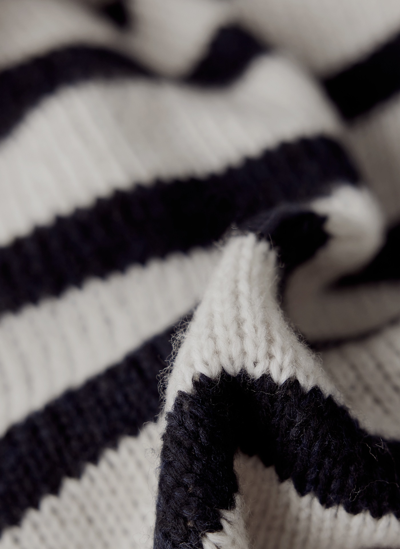 LeComte Strickpullover »LeComte Stilvoller Strickpullover mit klassischem Streifenmuster«