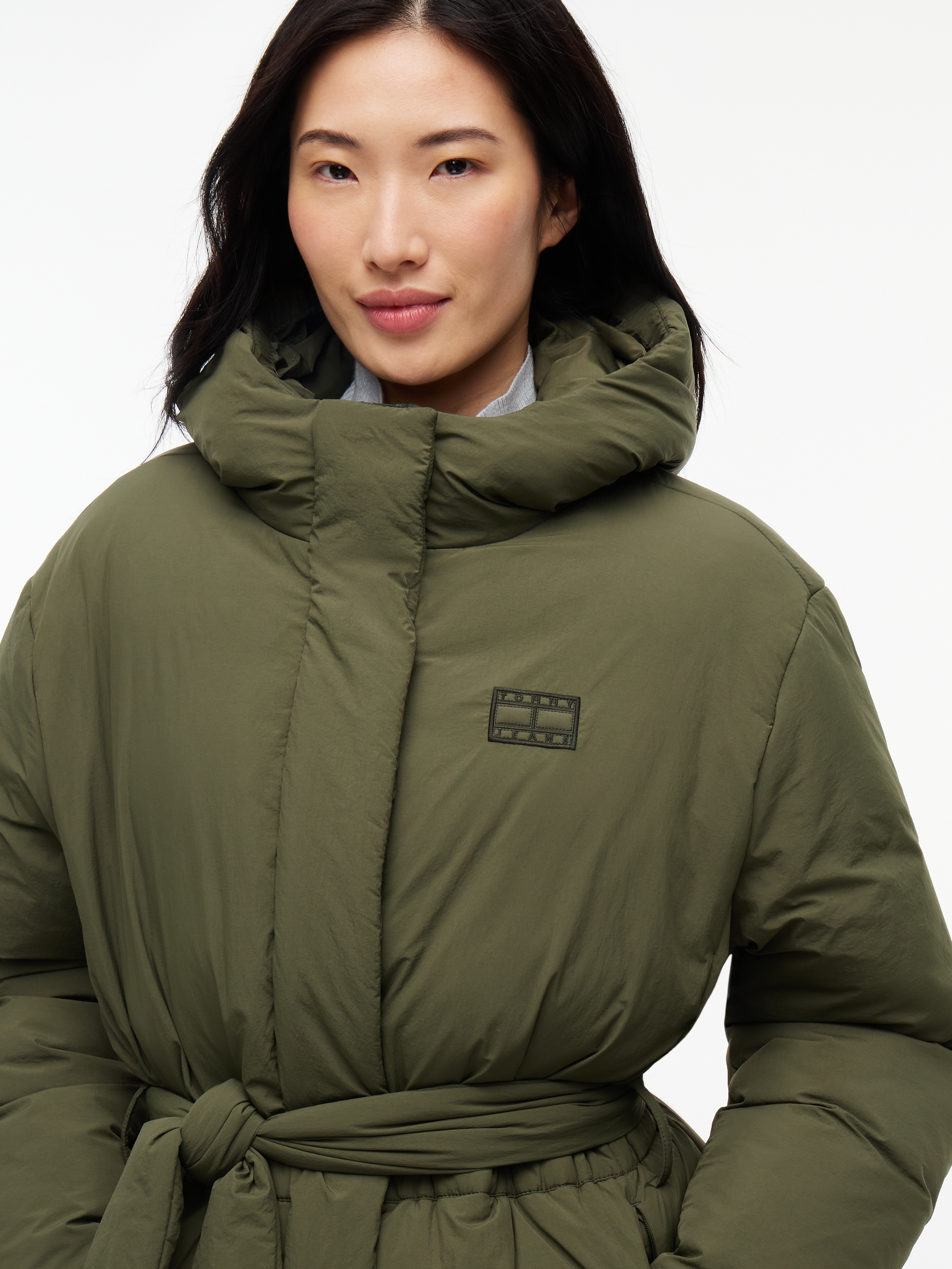 Tommy Jeans Steppjacke »TJW SMOOTH PADDING PUFFER EXT« mit Kapuze Kunstfaser