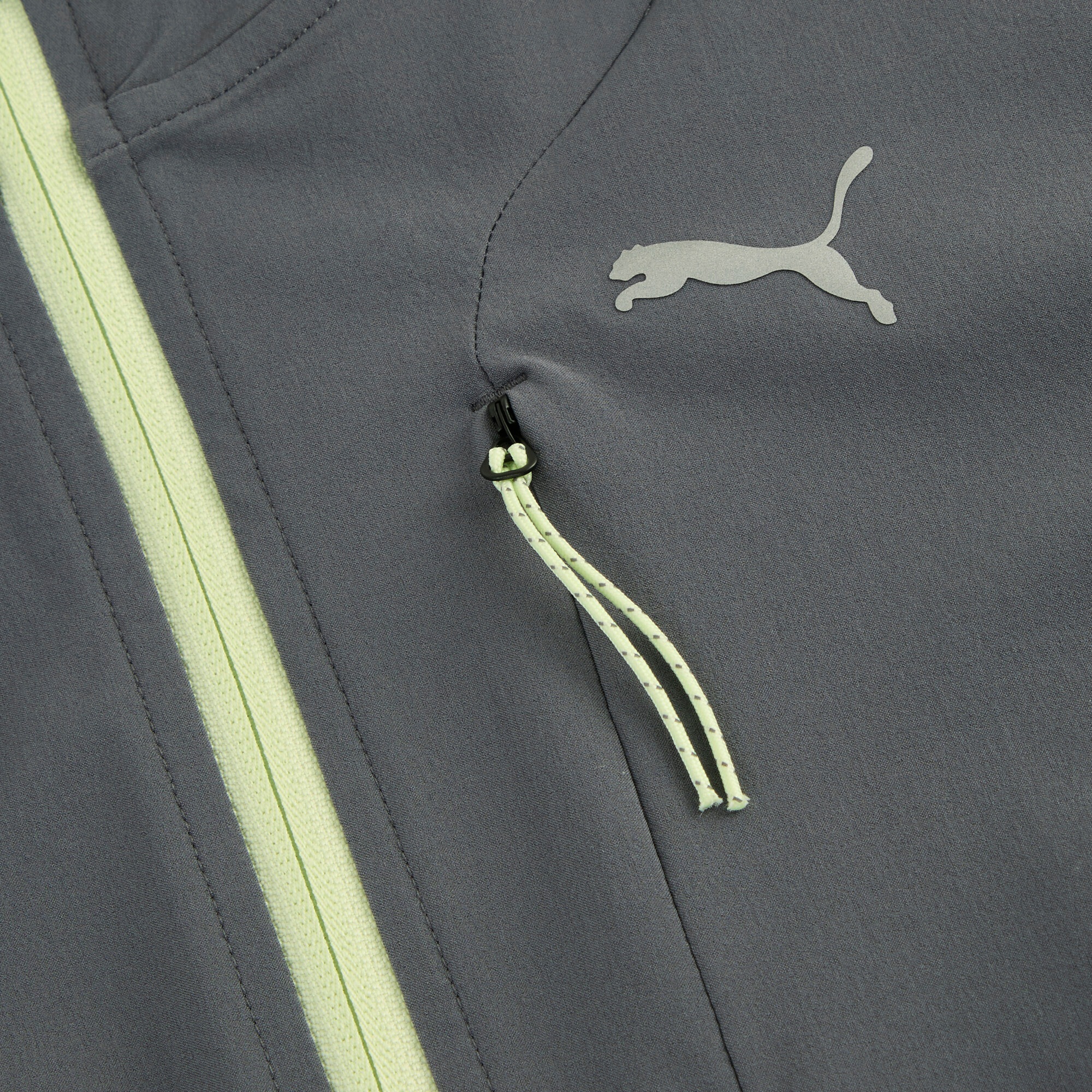 PUMA Kapuzensweatjacke »M PWRTRAIN STRETCH WOVEN JACKET« mit Kapuze, für Training und sportliche Aktivitäten, Regular Fit