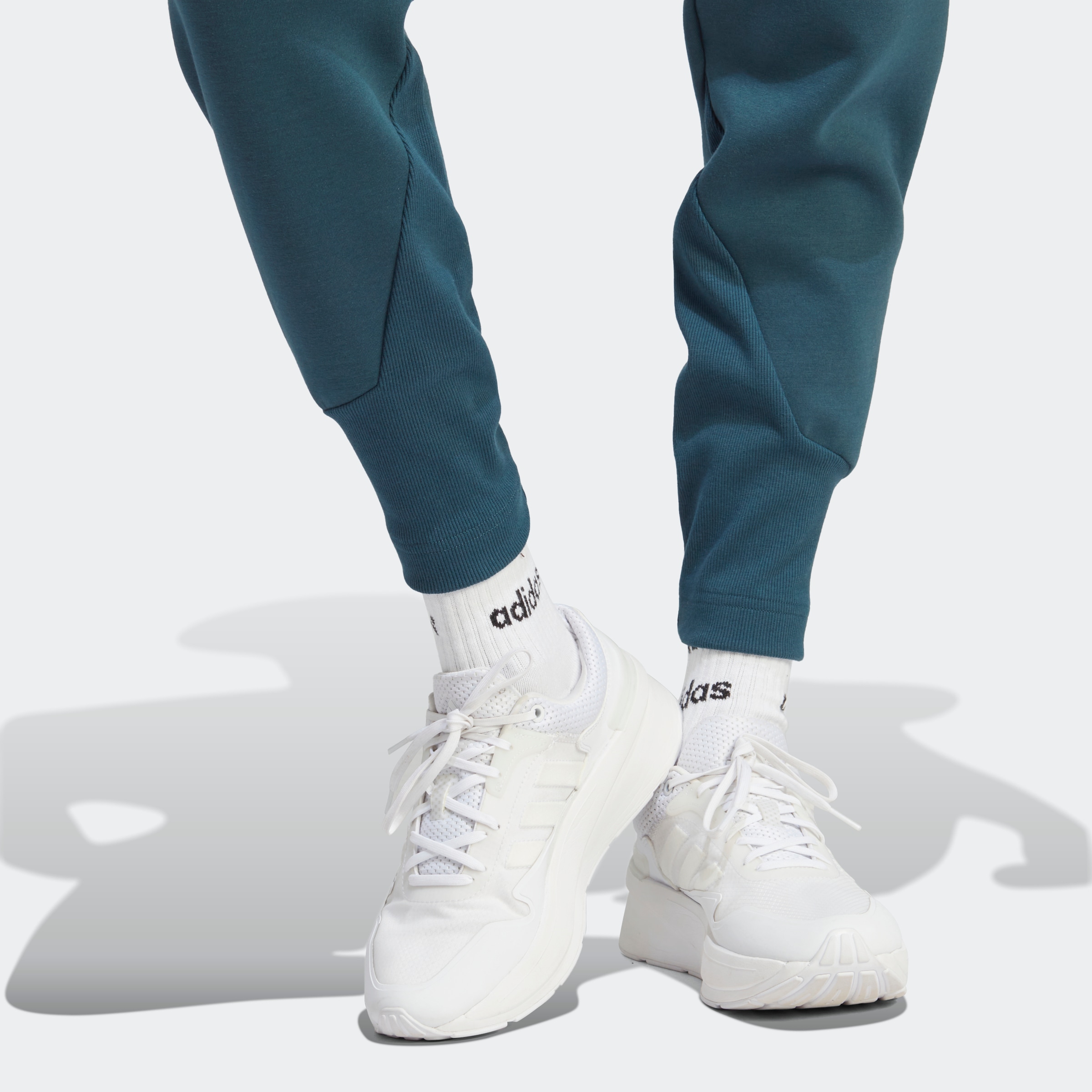 adidas Sportswear Sporthose »W Z.N.E. PT«, (1 tlg.) auf Rechnung kaufen |  BAUR