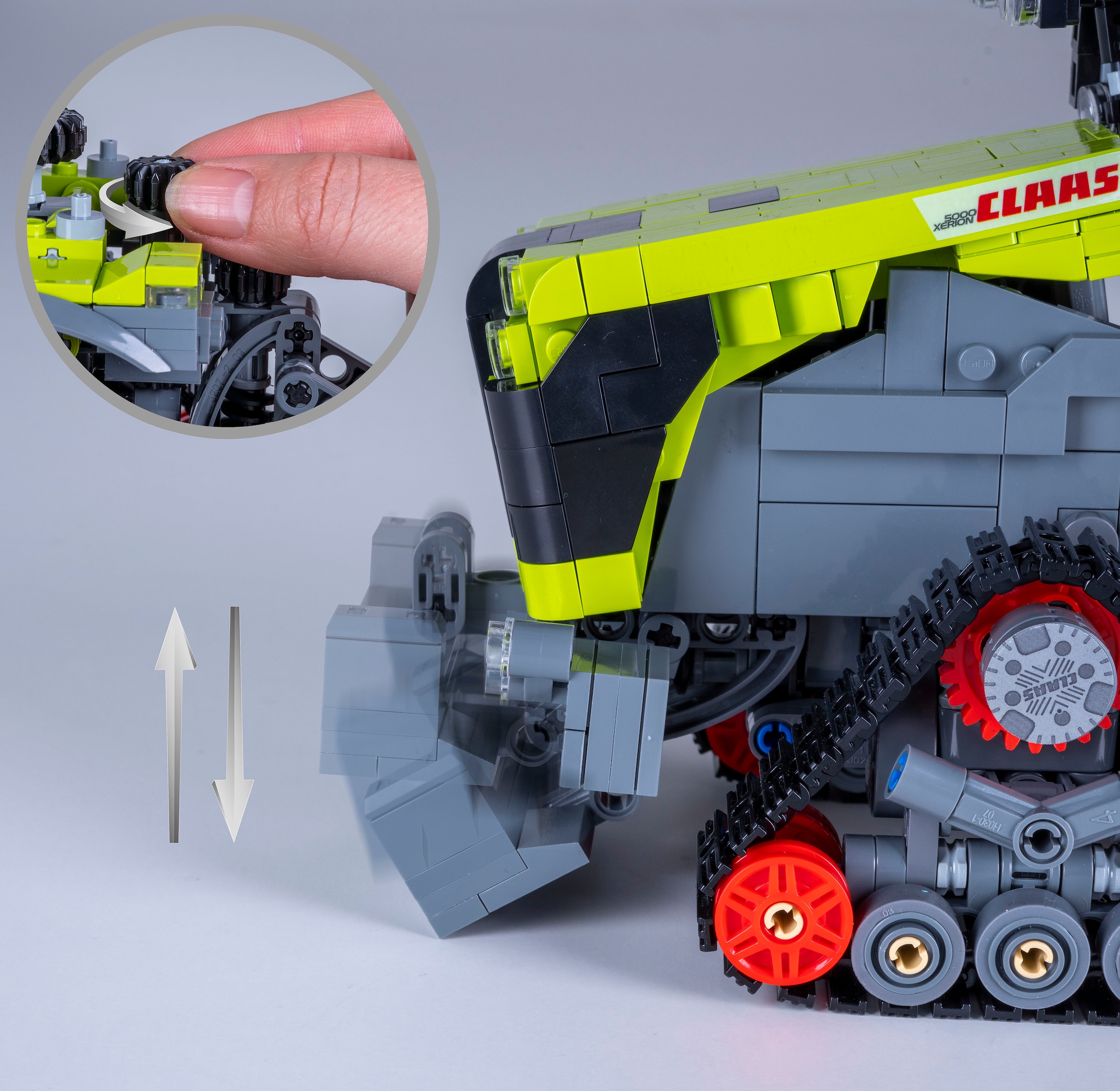 Jamara Konstruktions-Spielset »CaDA, Claas Xerion 5000 Trac TS 1:32 Bricks«, (1336 St.)