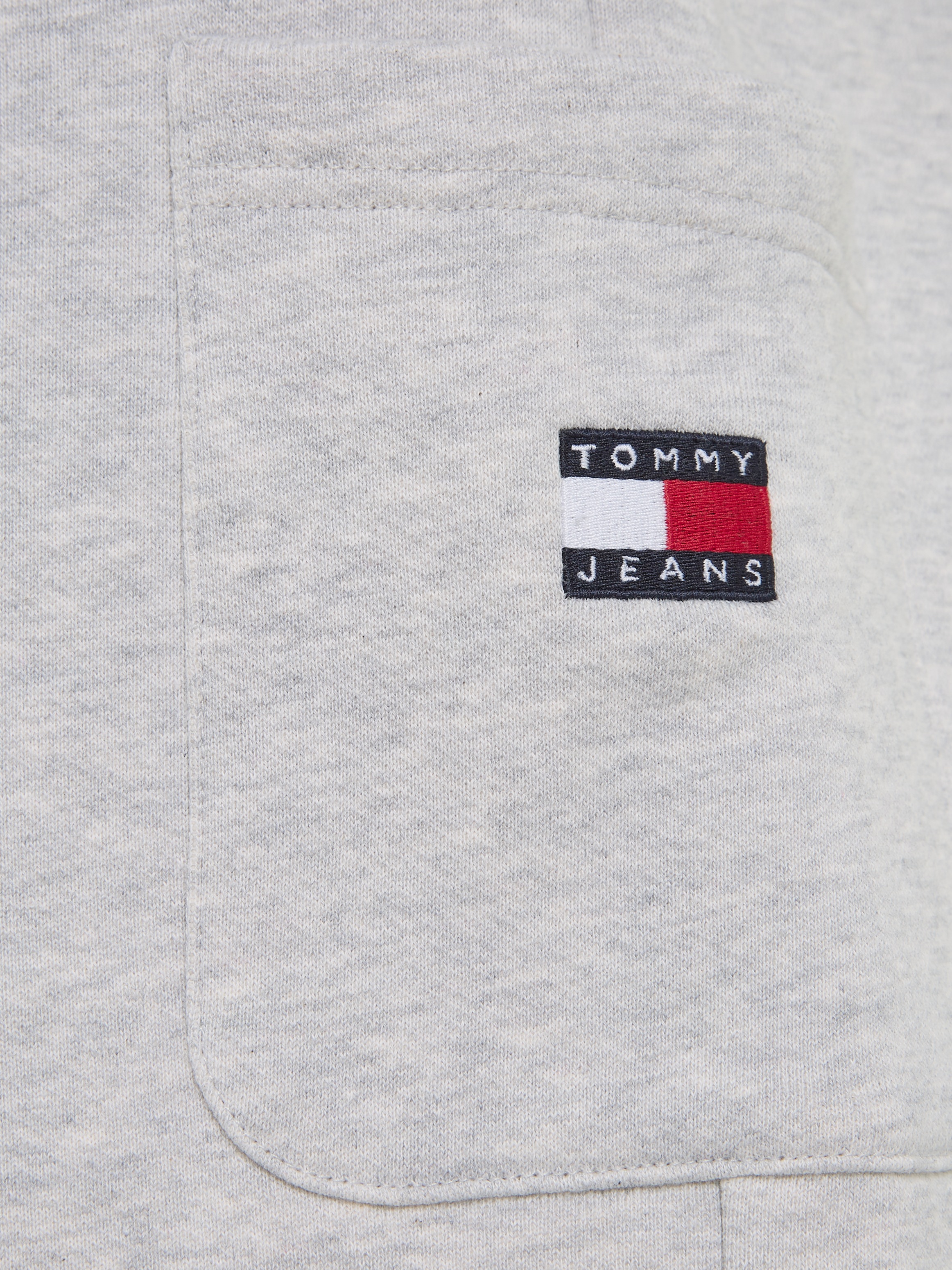 Tommy Jeans Cargoshorts »TJM BADGE CARGO SHORT«, mit Seitentasche