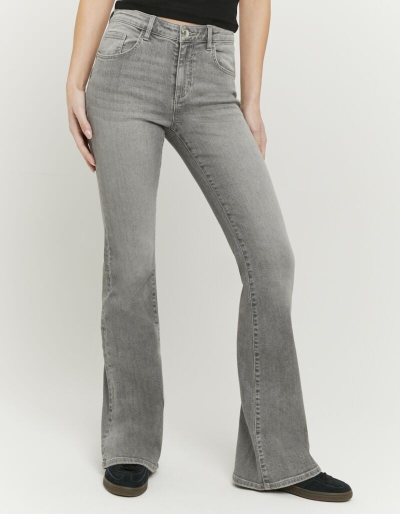 Tally Weijl Bootcut-Jeans »SPADEELETRA2« Baumwollmischung, Mid Waist mit Flare Beinverlauf und Push up Effekt