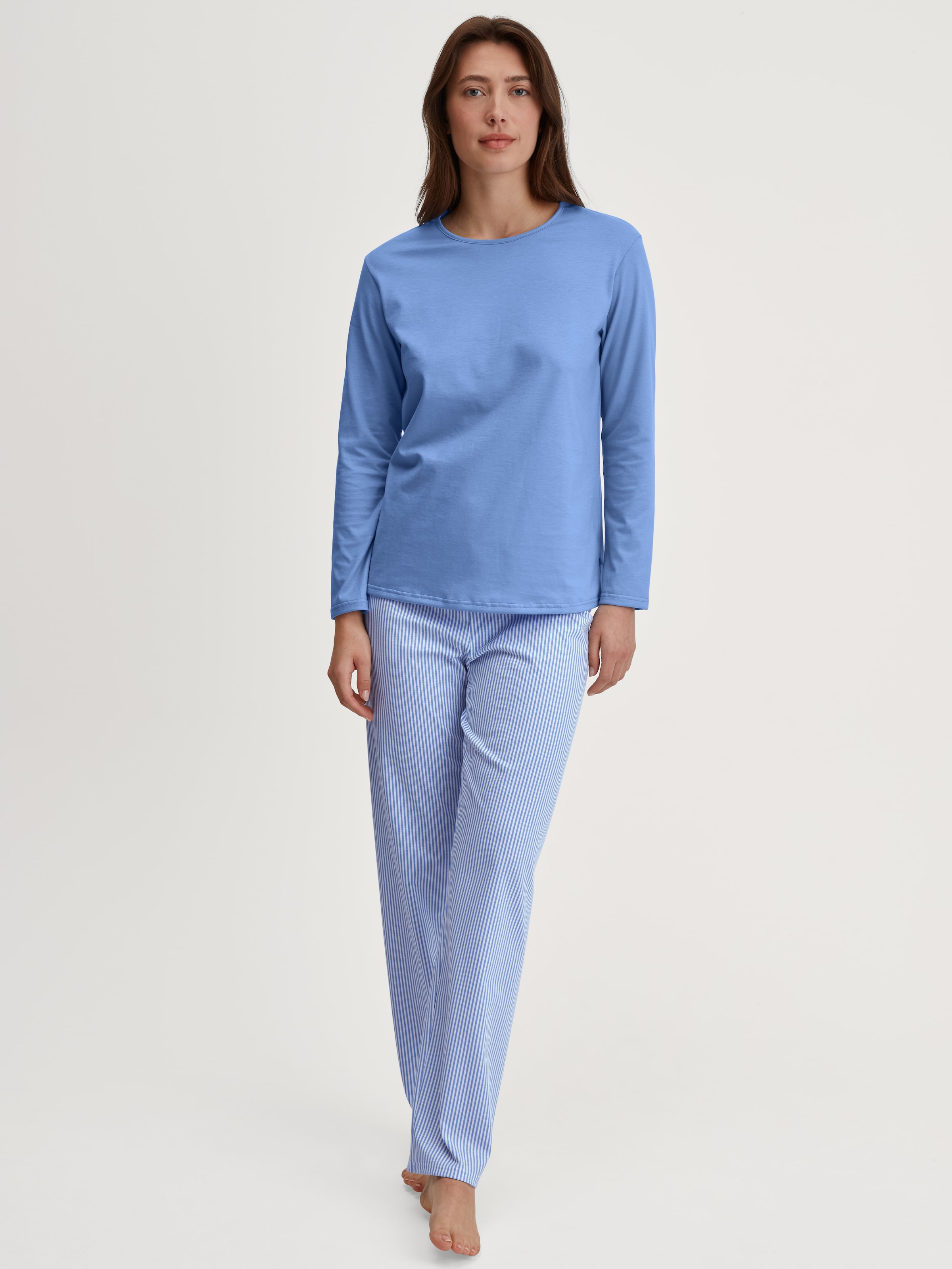 CALIDA Schlafanzug "Lovely Nights" 2 Stk. tlg., Oberteil uni, Hose gestreif günstig online kaufen