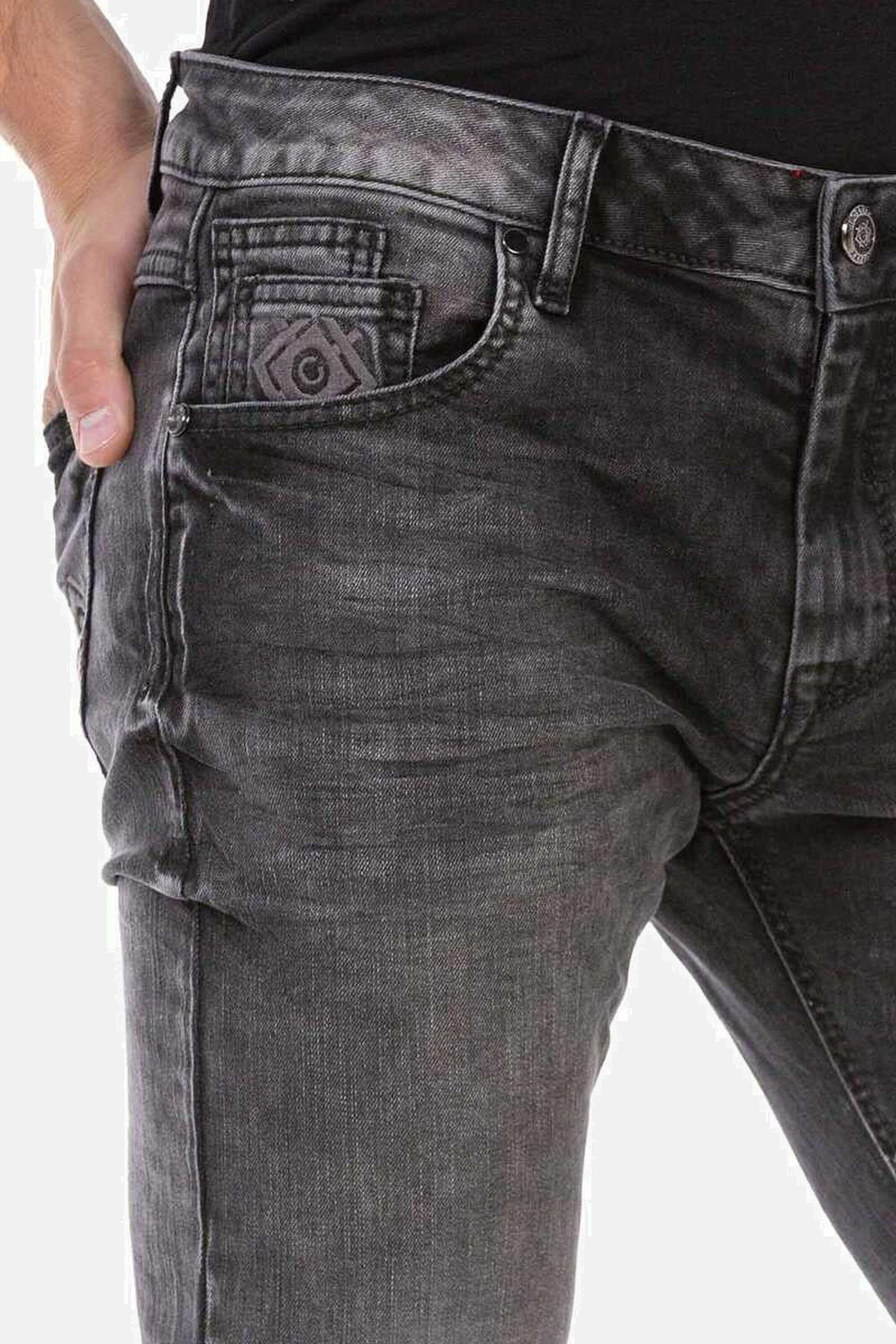 Cipo & Baxx 5-Pocket-Jeans »Jeans«, im klassischen 5-Pocket-Stil, CD712