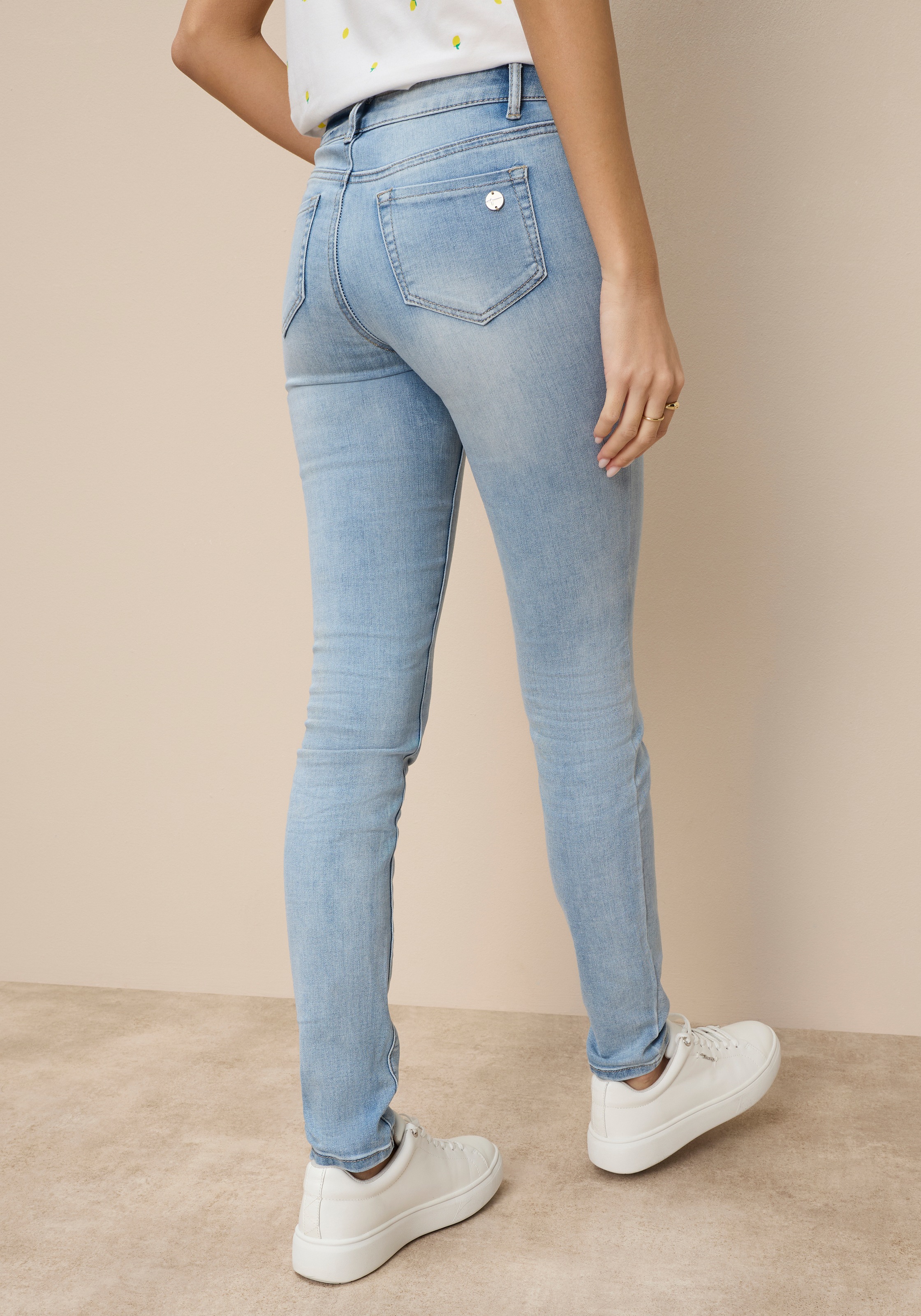 Tamaris Skinny-fit-Jeans schmale Beinweite, mit Gürtelschlaufenbund, mit Me günstig online kaufen