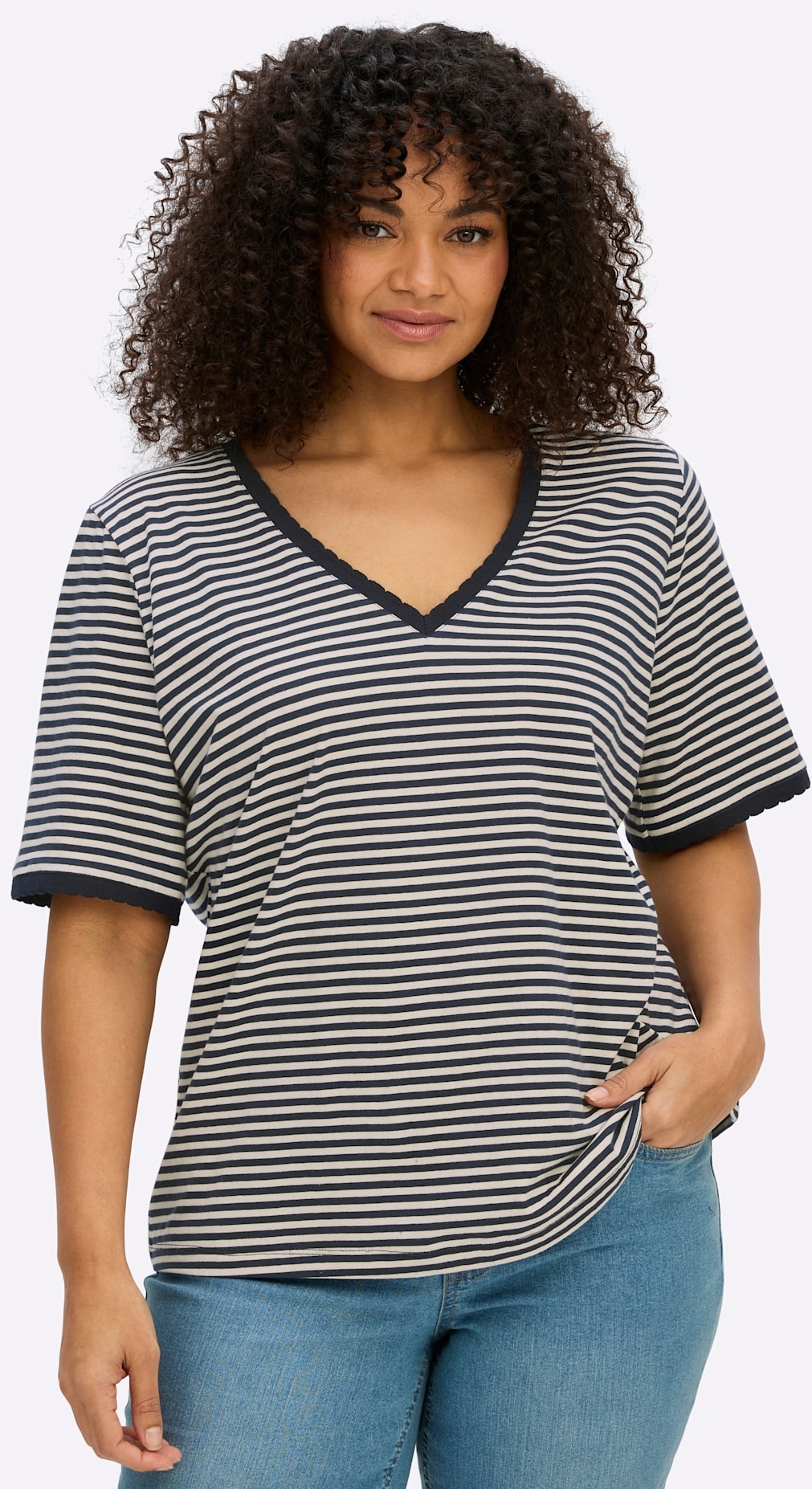 Sheego Kurzarmshirt "Shirt" 1