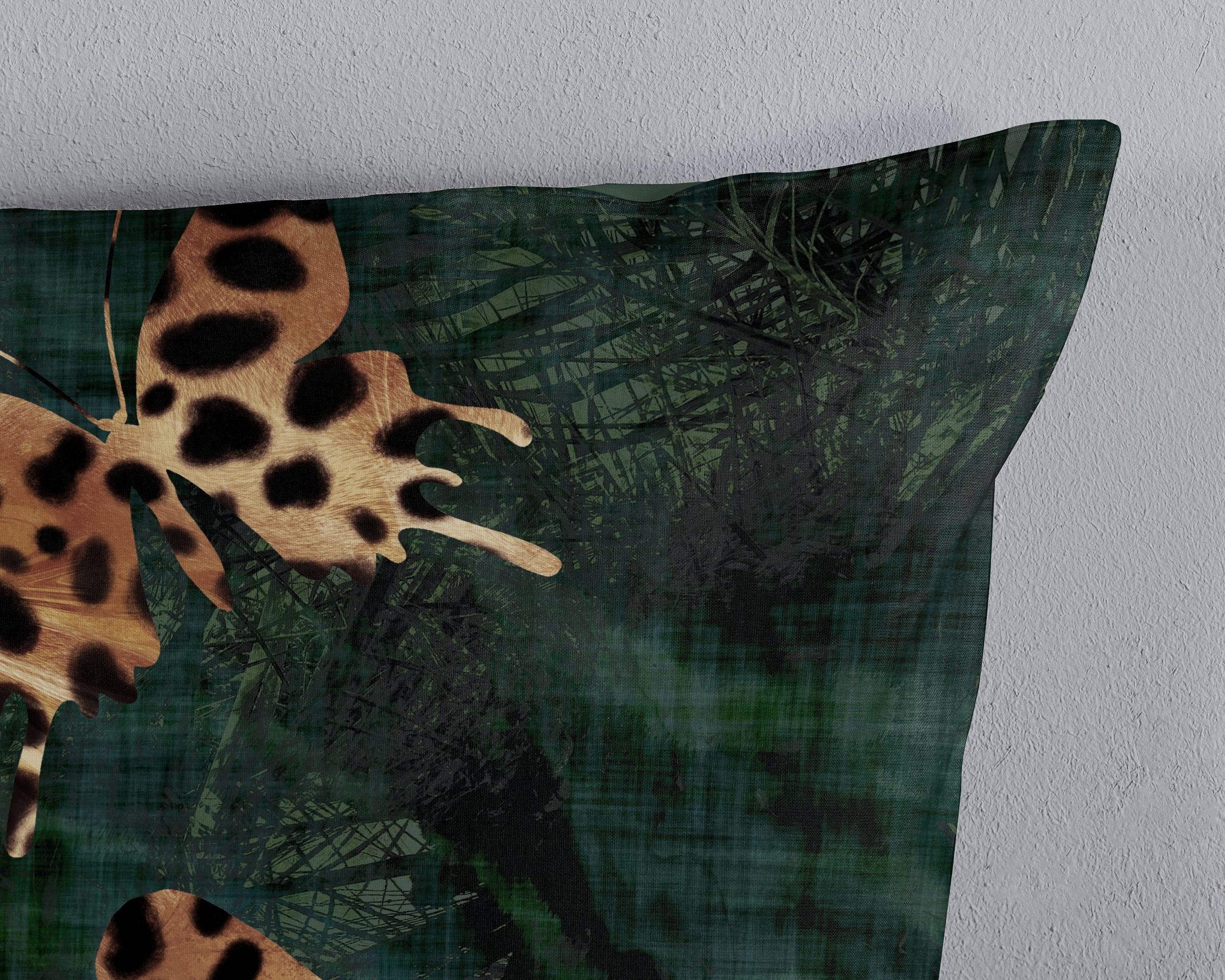 PURE luxury collection Wendebettwäsche »Lido« 2 Mikrofaser, Pflegeleicht, Reißverschluss, Wendeoptik, Leopard, Grün