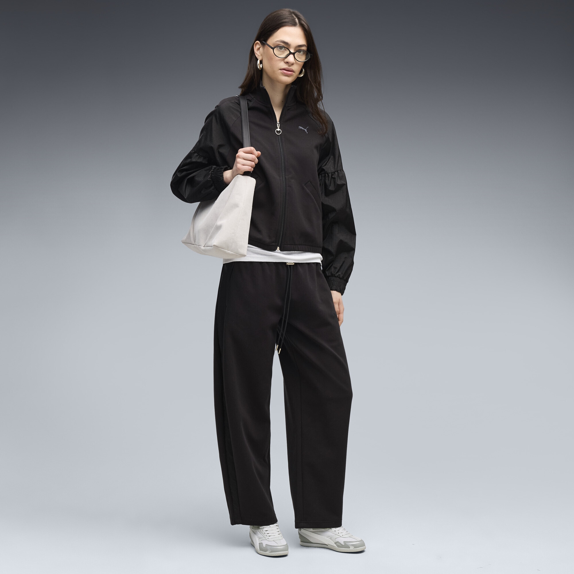 PUMA Trainingsjacke »HER Relaxed Full-Zip Jacke Damen«