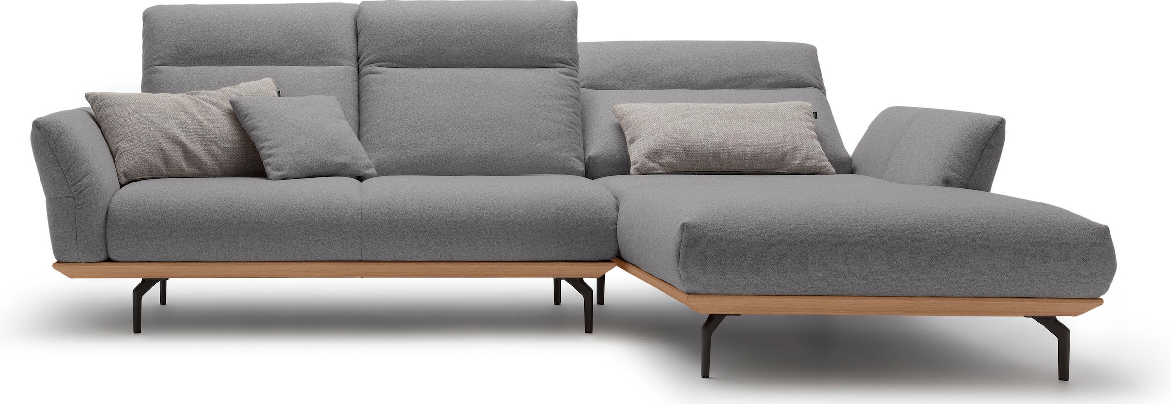 Creation BY ROLF BENZ Ecksofa »CR.460 Designsofa mit verstellbarer Rückenlehne, hochwertig & bequem« Sockel in Eiche, Alugussfüße in umbragrau, Breite 298 cm