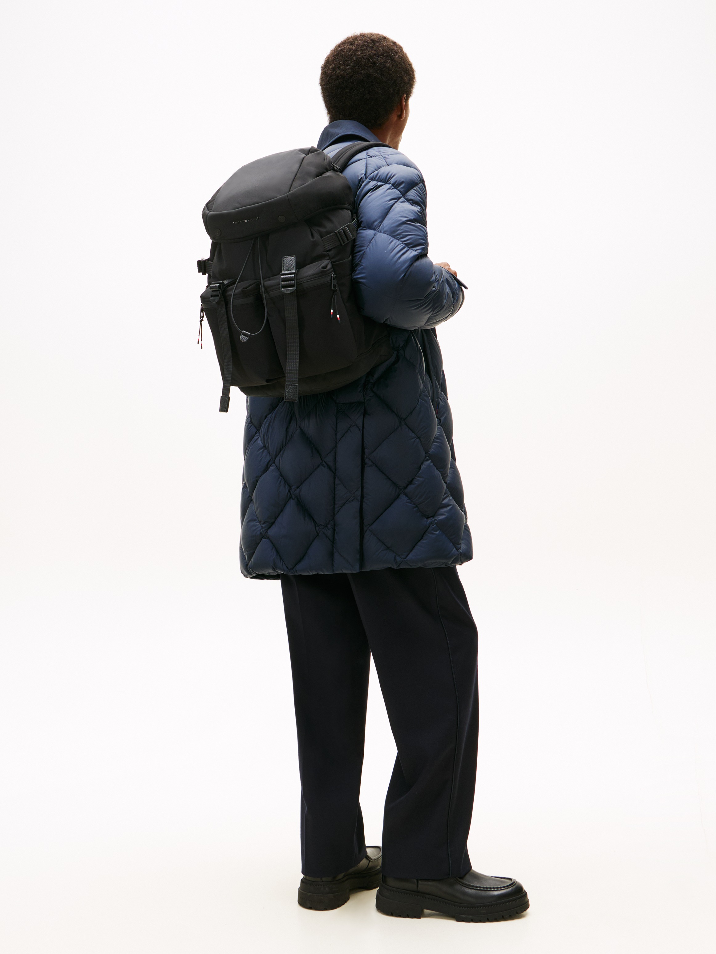 Tommy Hilfiger Freizeitrucksack "TH TRAVEL FLAP BACKPACK", Unisex Reiseruck günstig online kaufen