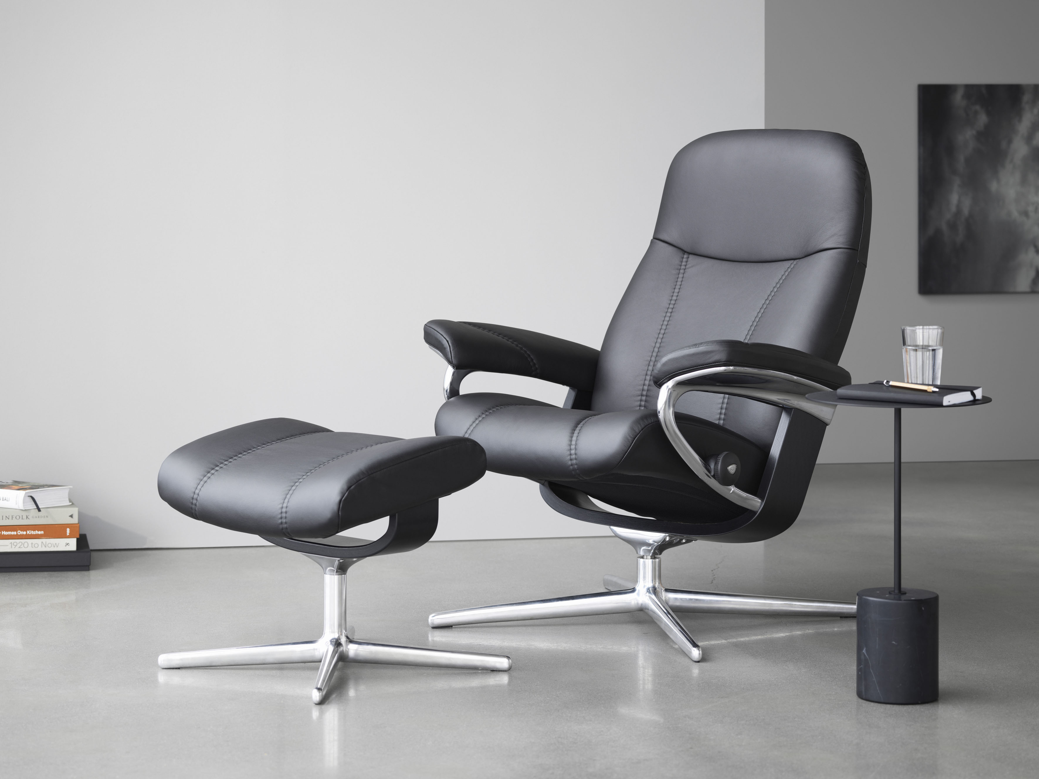 Stressless Relaxsessel "Consul" mit Cross Base, Größe S, M & L, Holzakzent Schwarz