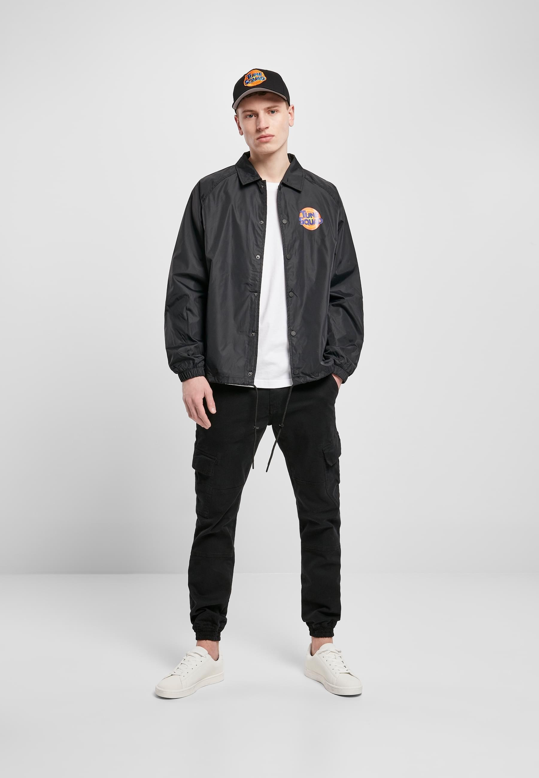 MisterTee Allwetterjacke »MisterTee Herren Space Jam Tune Squad Logo Coach Jacket«, (1 St.), ohne Kapuze