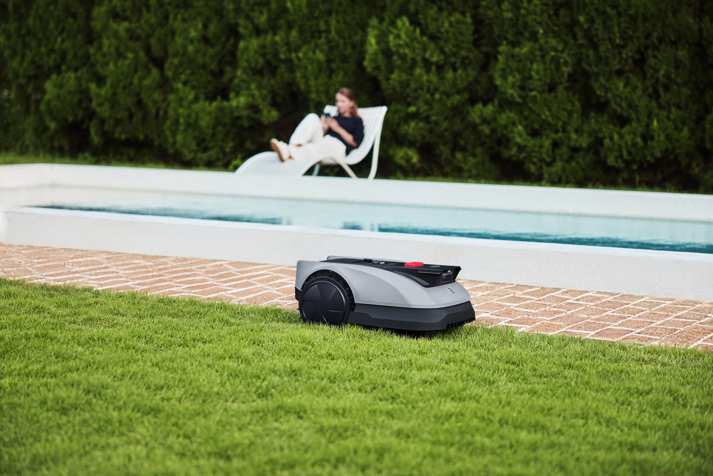 ECOVACS Rasenmähroboter »GOAT O600 RTK« Mäheffizienz von 100 m²/h,   mit präziser RTK-Navigation und KI-Kamera zur Hindernisvermeidung